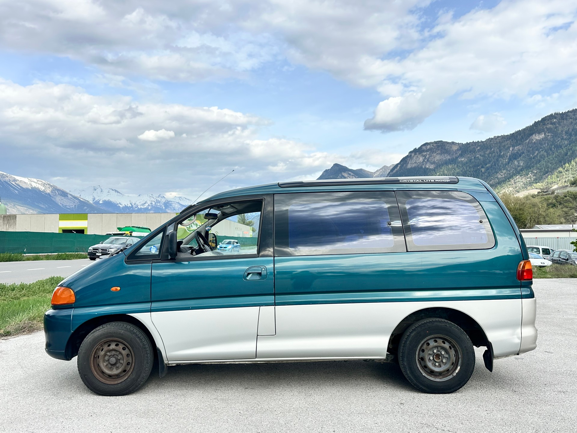 MITSUBISHI Space Gear 2.4 GLS Edit.-image-2