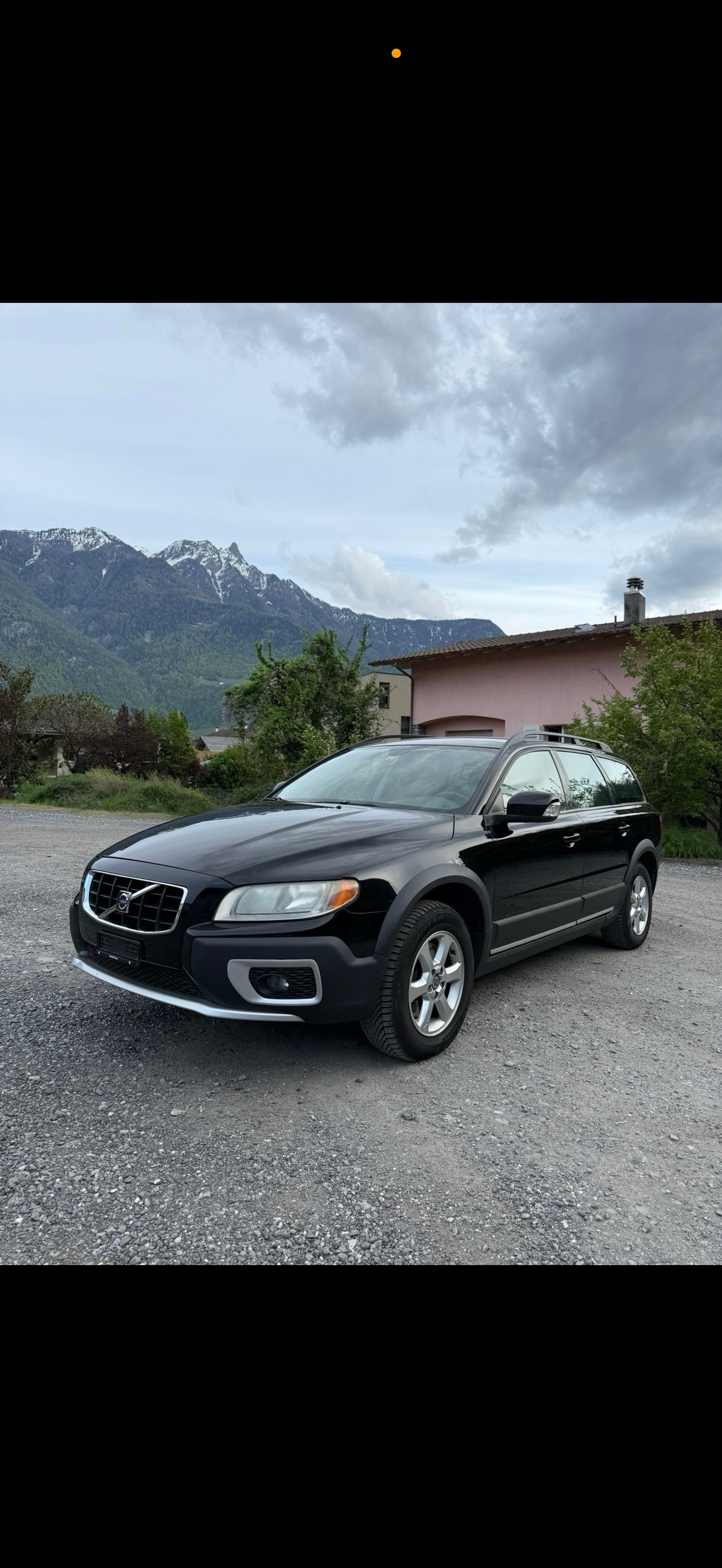 VOLVO XC70 3.2 AWD Momentum Geartronic-image-1