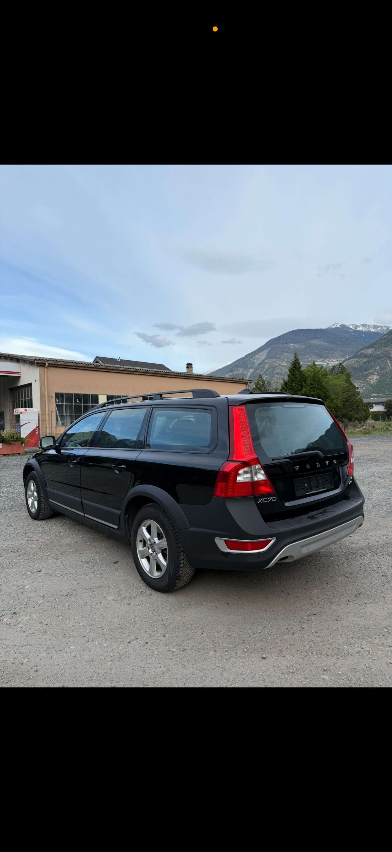VOLVO XC70 3.2 AWD Momentum Geartronic-image-5