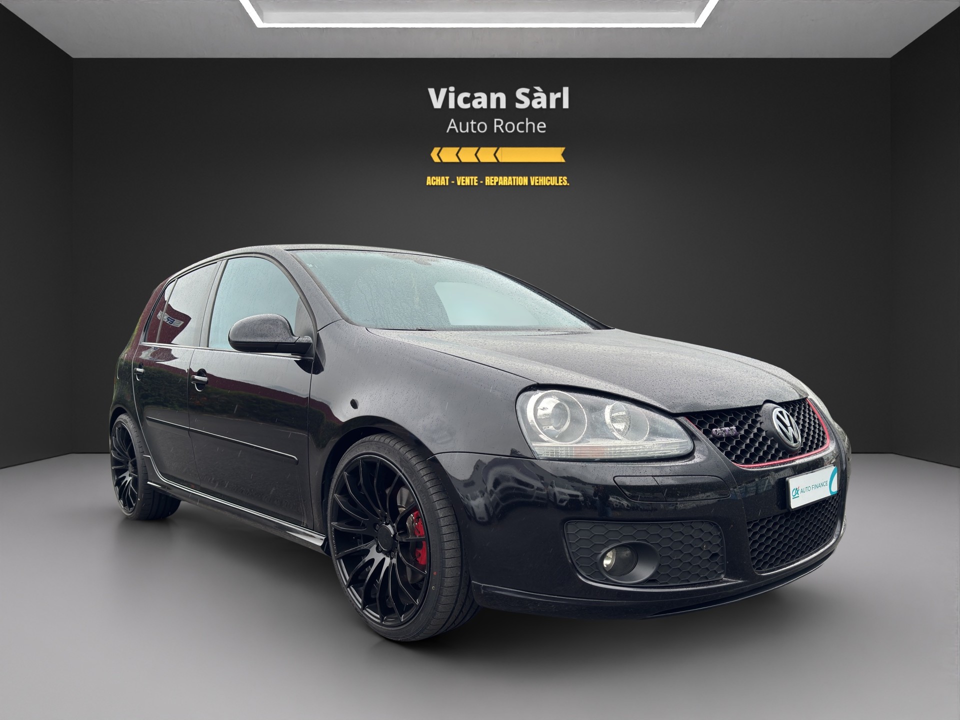 VW Golf 2.0 TFSI GTI-image-2