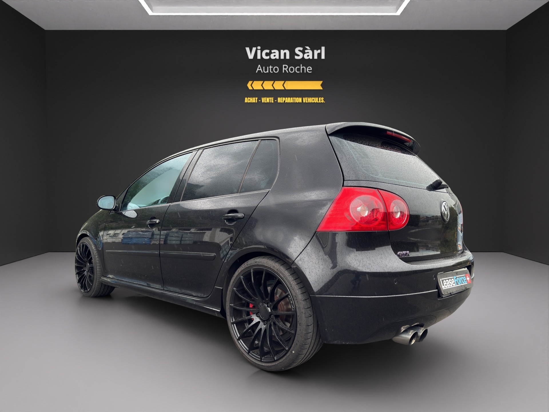 VW Golf 2.0 TFSI GTI-image-6