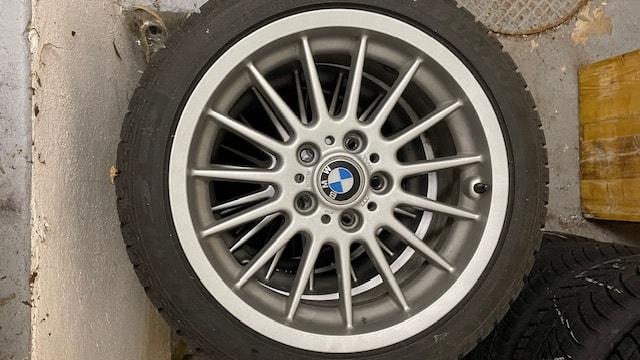BMW 3.0-image-12