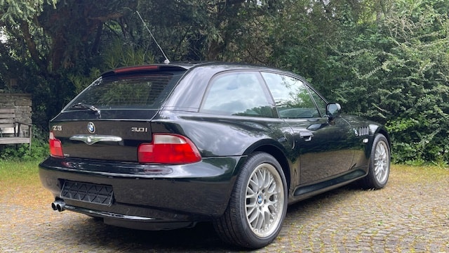 BMW 3.0-image-4