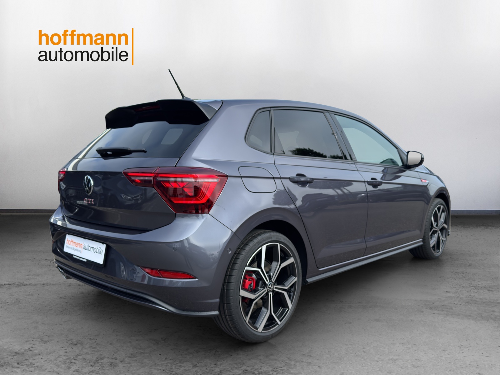 VW Polo 2.0 TSI GTI DSG-showroom-element-3