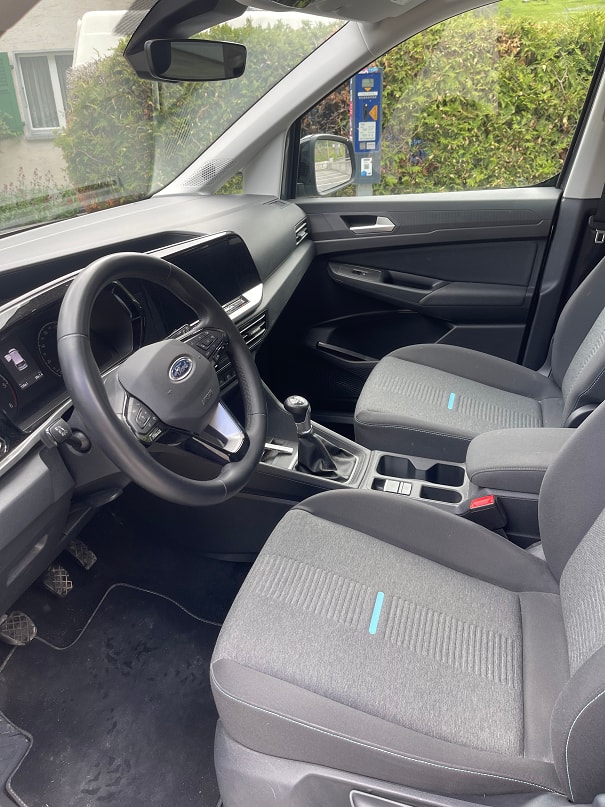 FORD Tourneo Connect 2.0 EcoBlue 122 Active 4x4-image-5