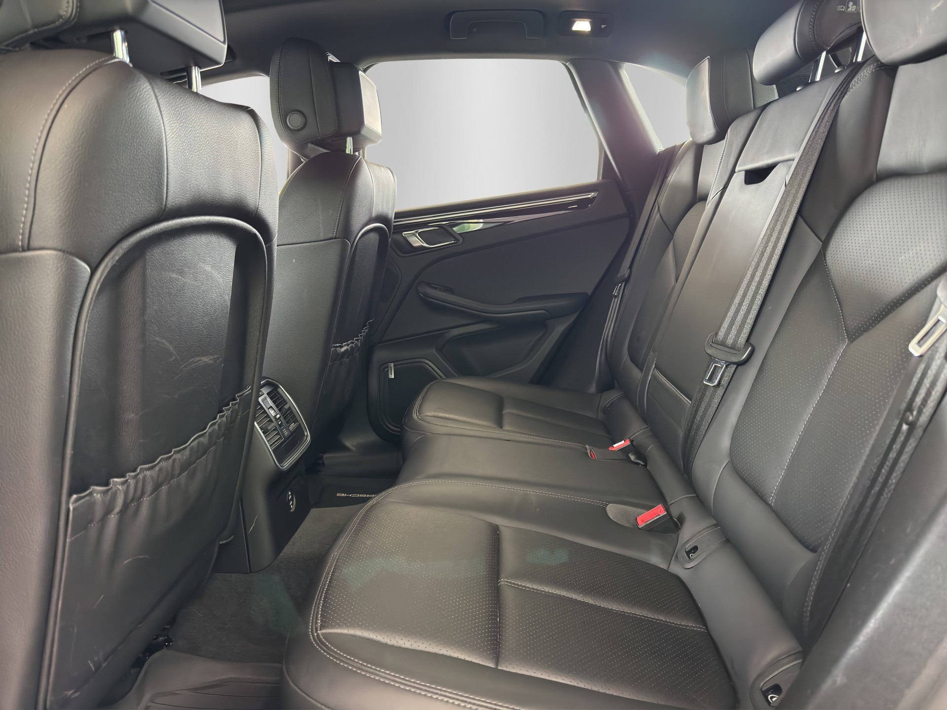 PORSCHE Macan PDK-image-14
