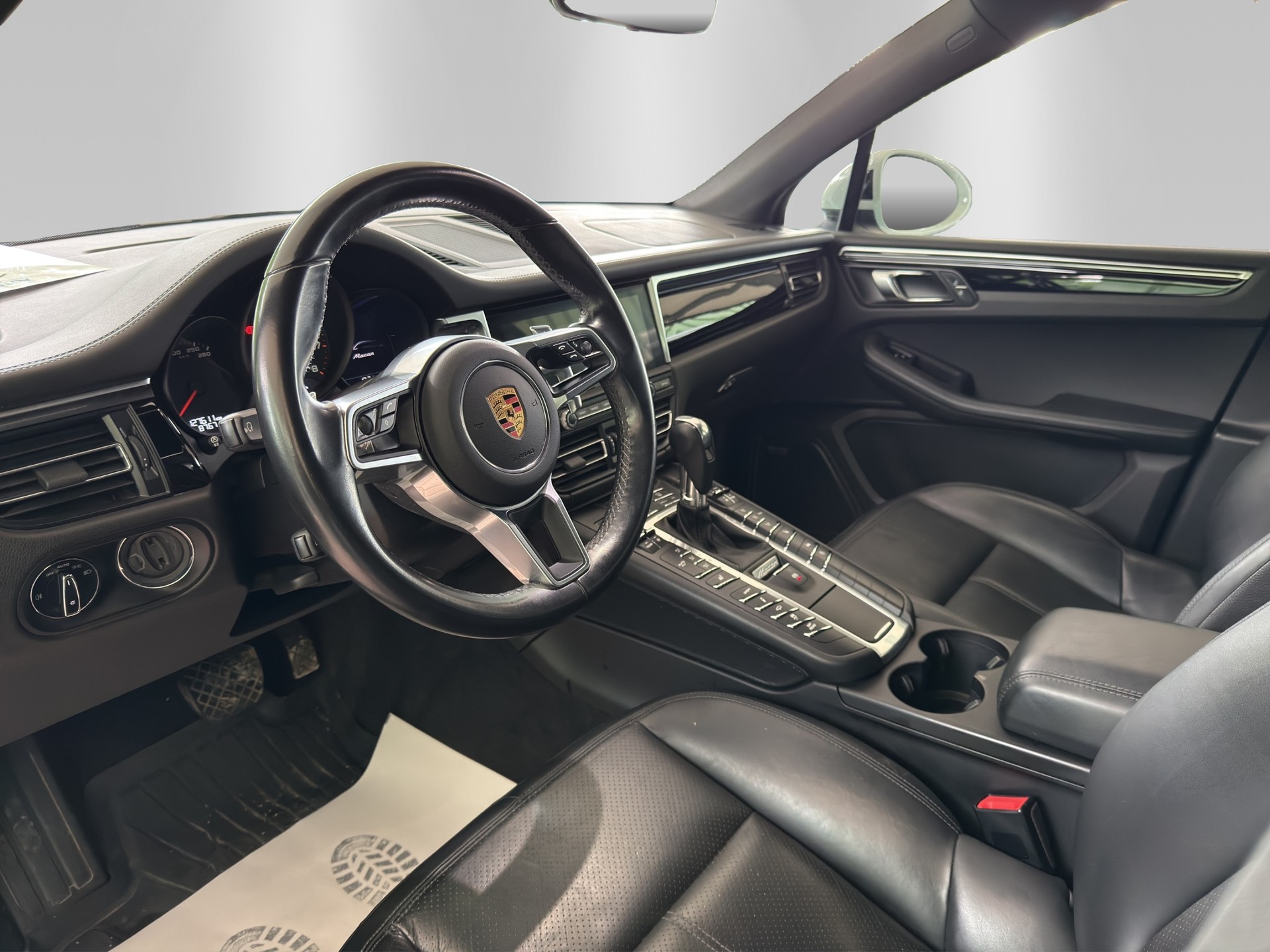 PORSCHE Macan PDK-image-7