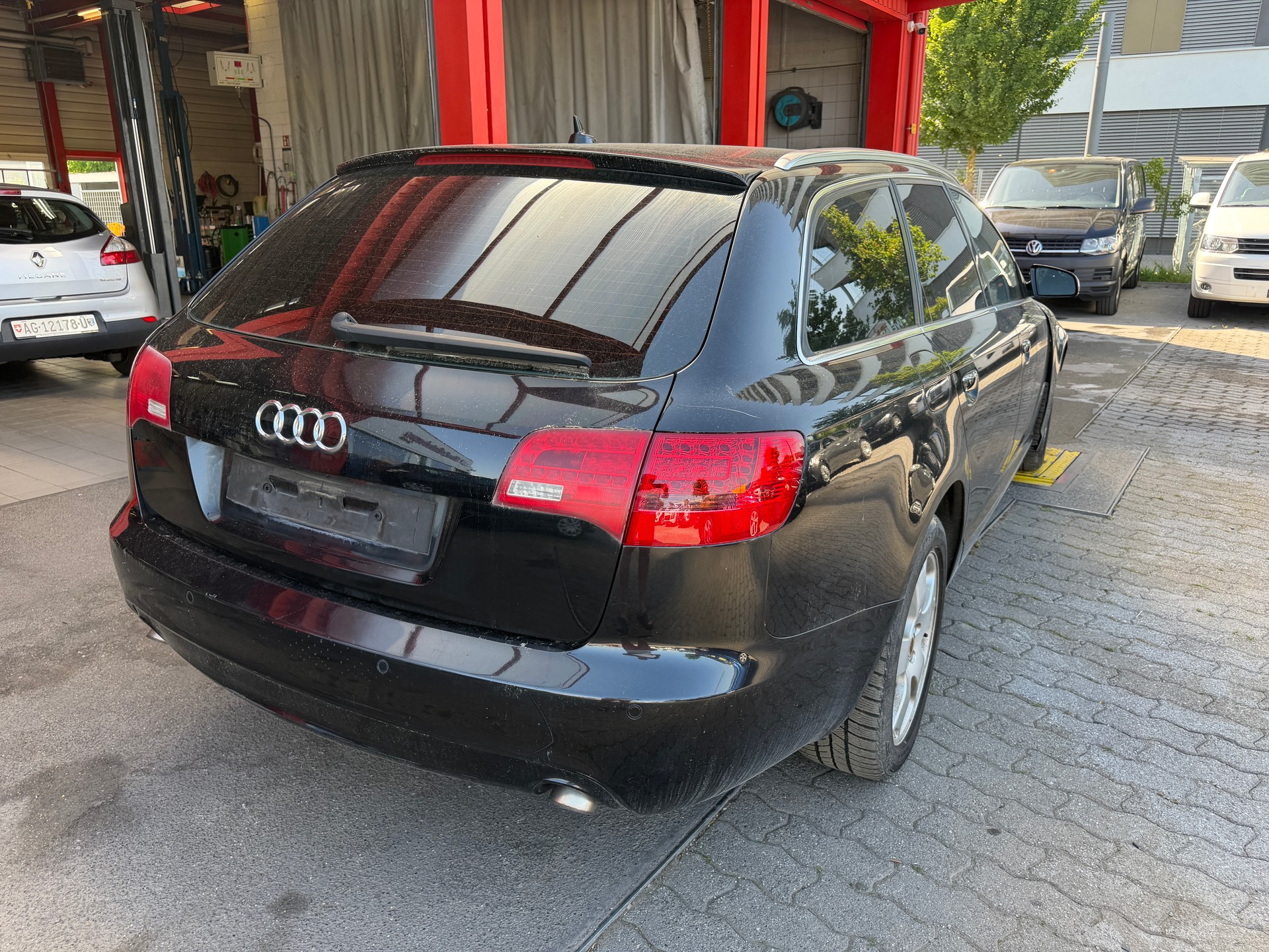 AUDI A6 Avant 3.0 V6 TDI quattro-image-7
