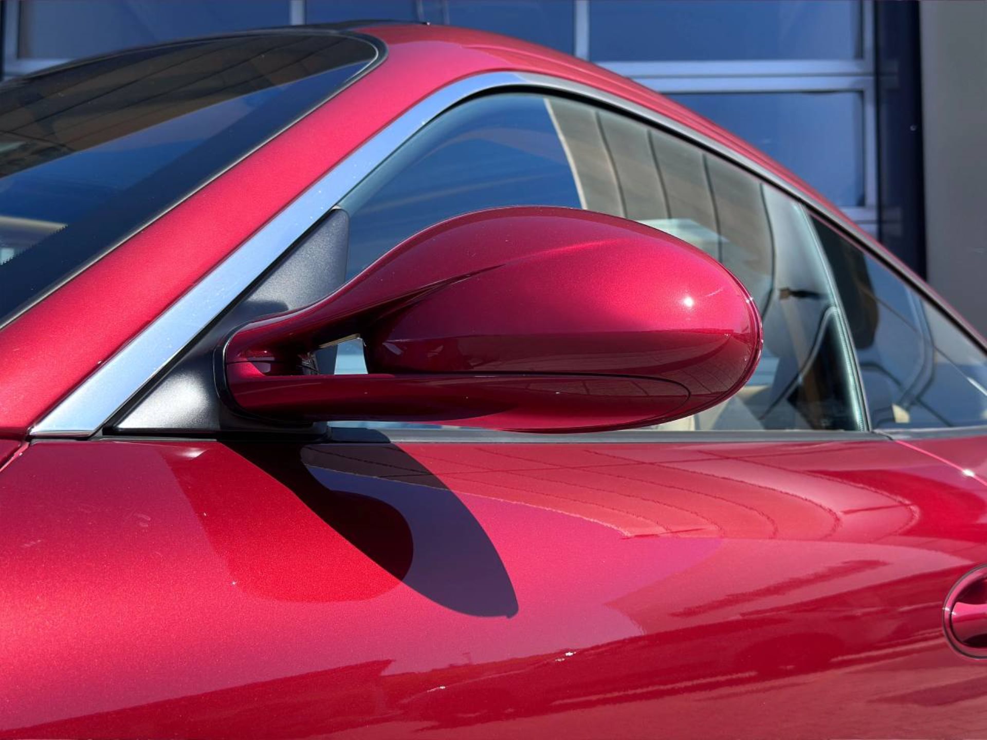PORSCHE 911 Targa 4-image-12