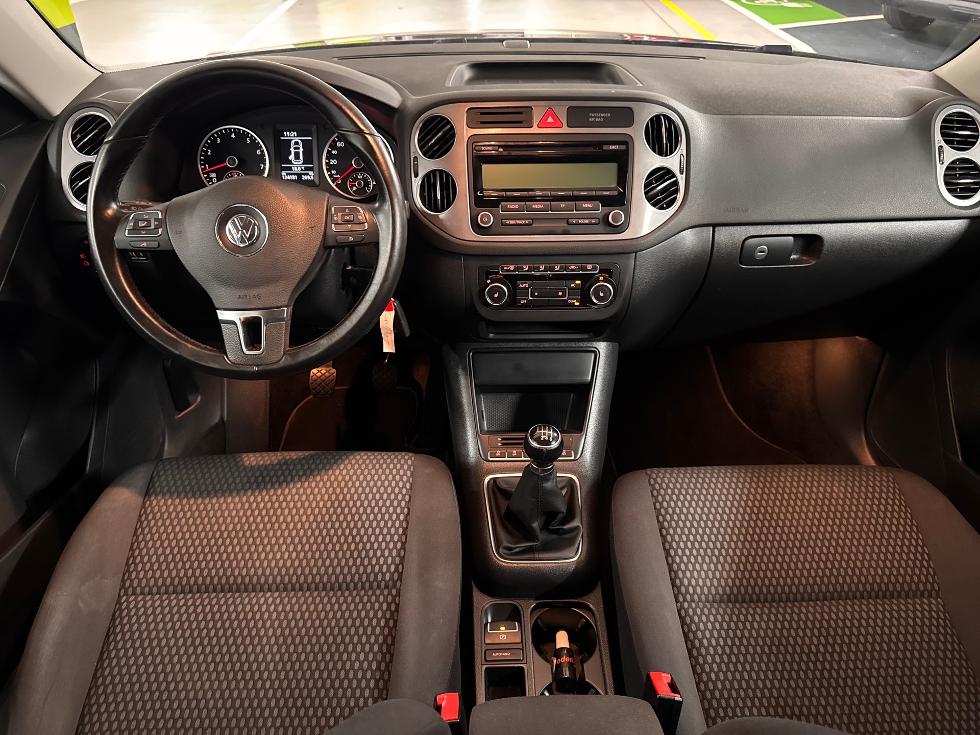VW Tiguan 1.4 TSI BlueMotion Value 4x2-image-8