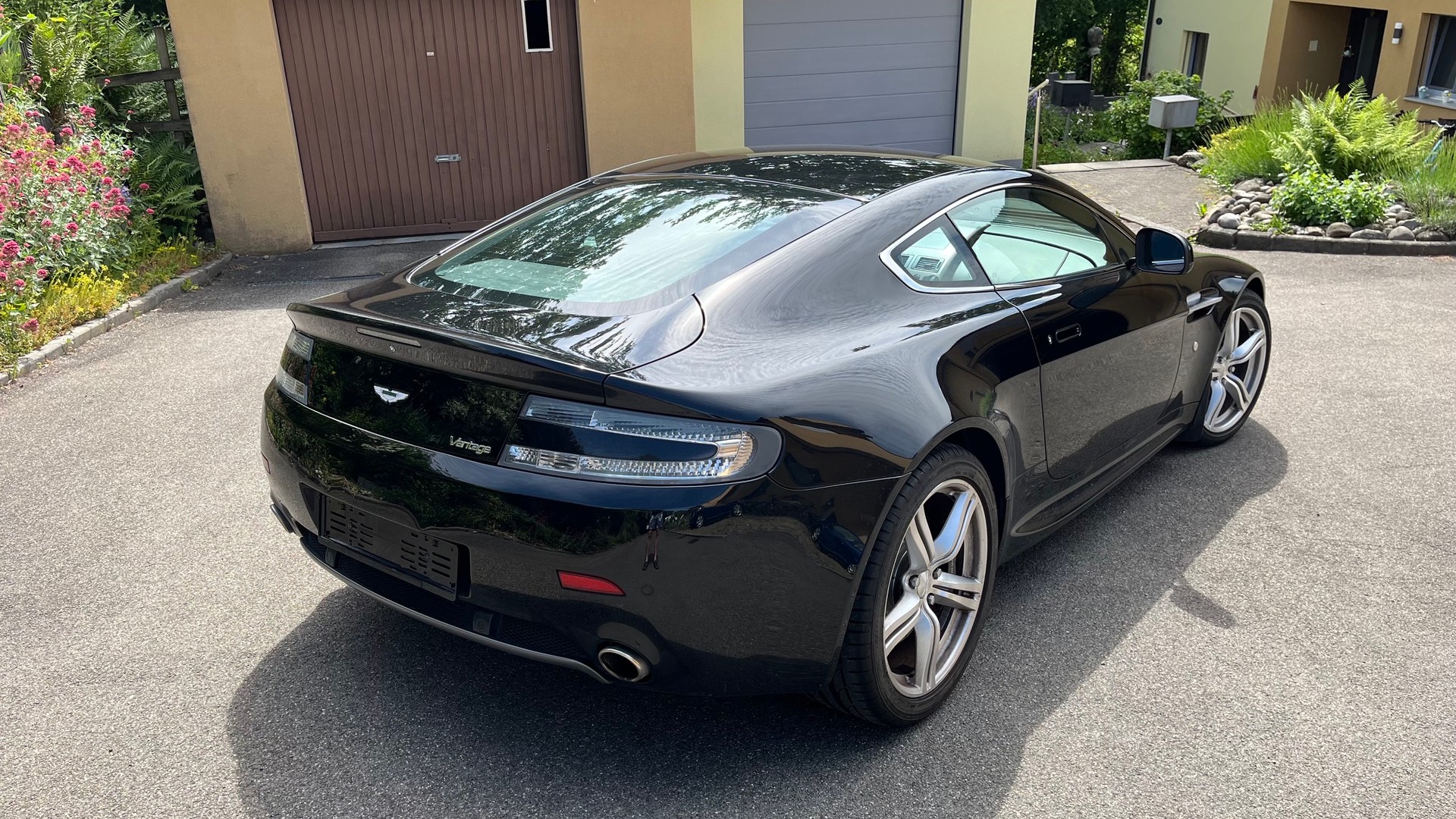 ASTON MARTIN 4.7 Sportshift-image-3