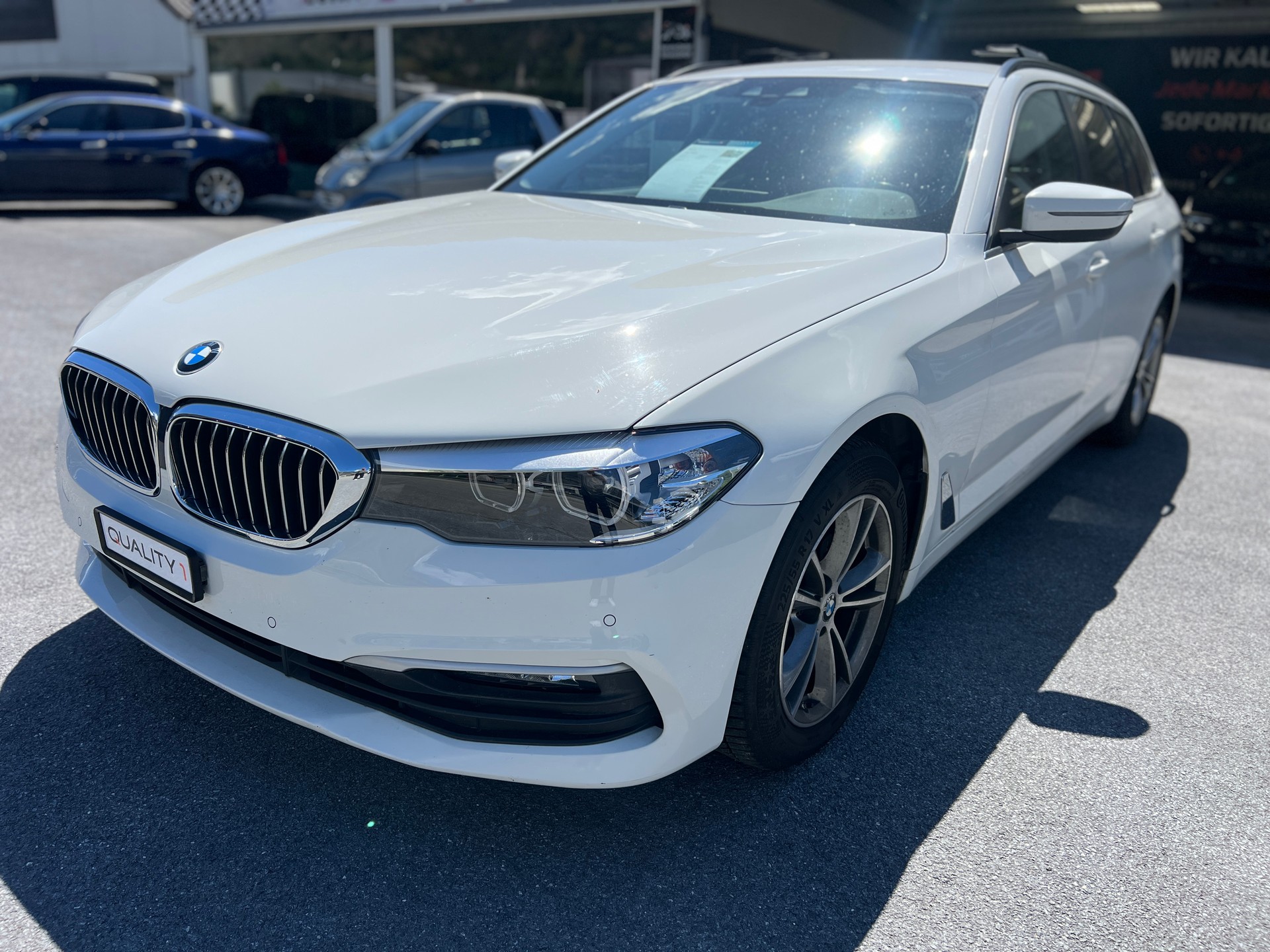 BMW 520d xDrive Touring Steptronic-image-2