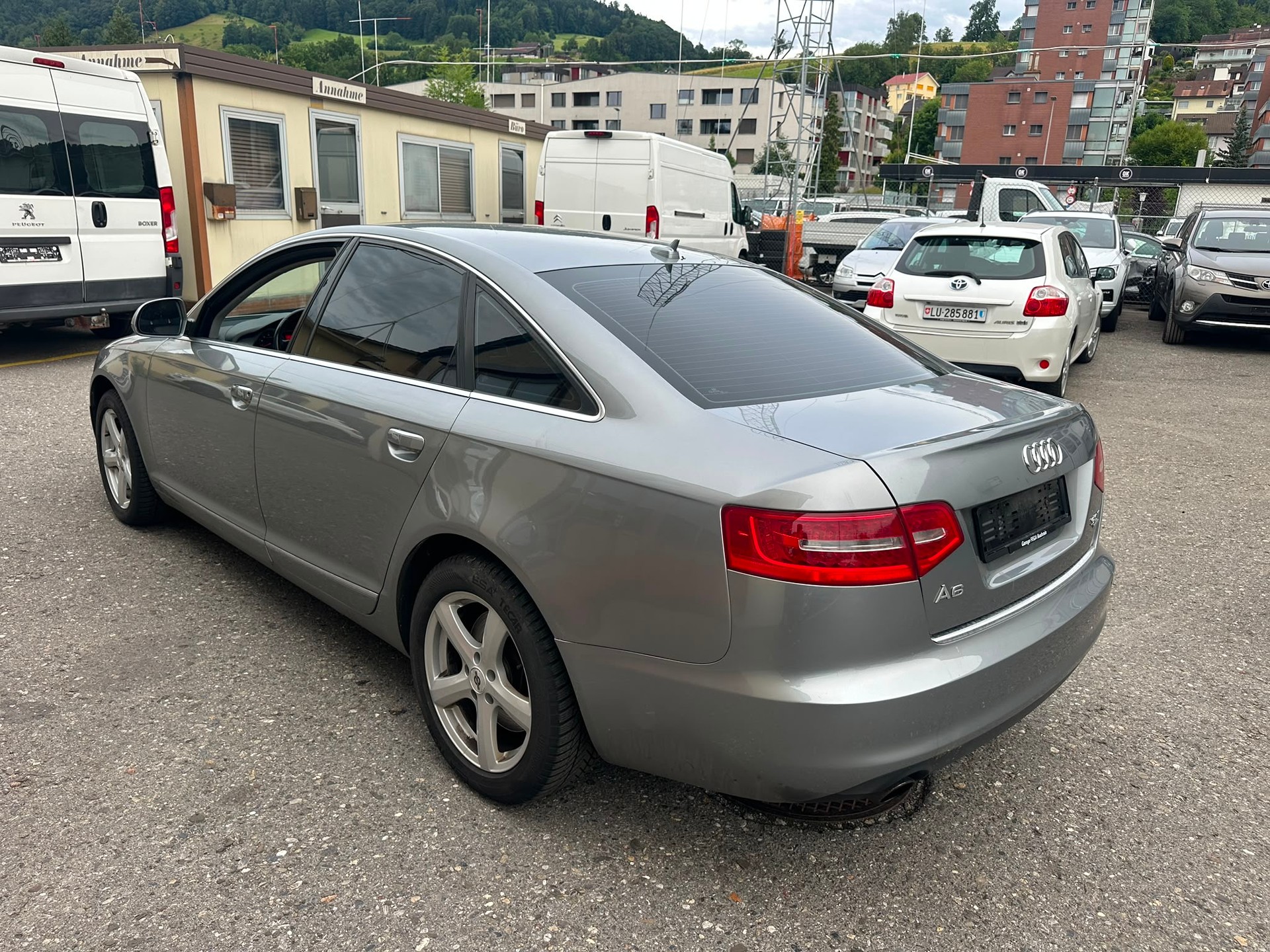 AUDI A6-image-4
