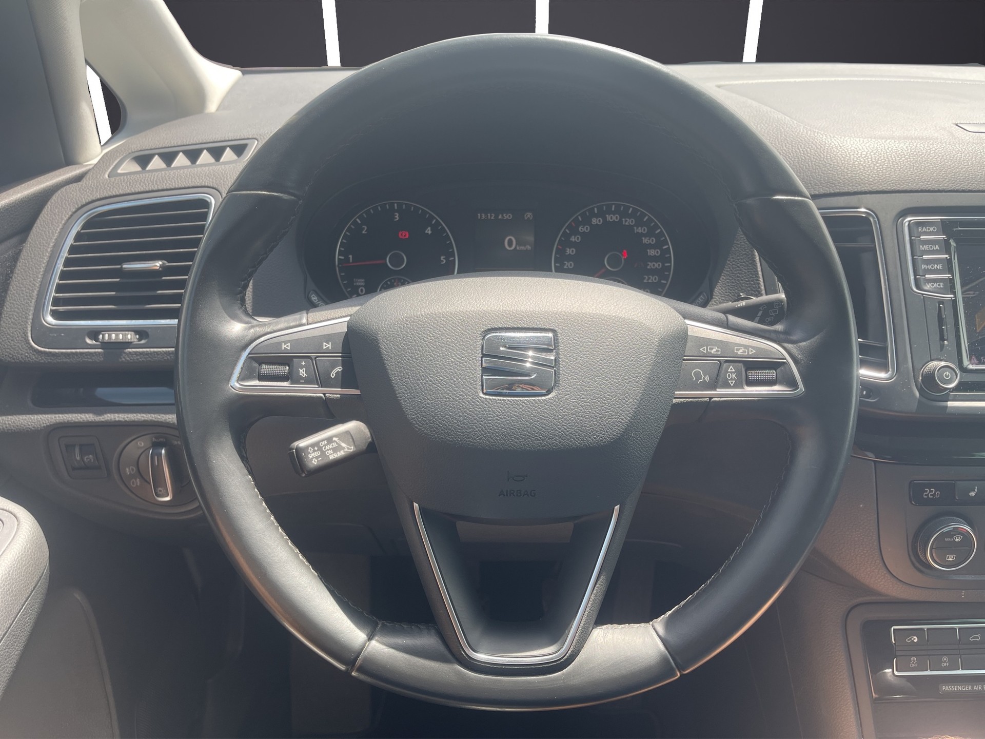SEAT Alhambra 2.0 TDI 7 Plätzer-image-12