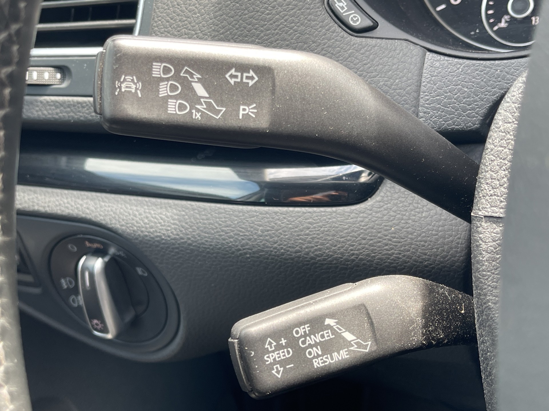 SEAT Alhambra 2.0 TDI 7 Plätzer-image-36