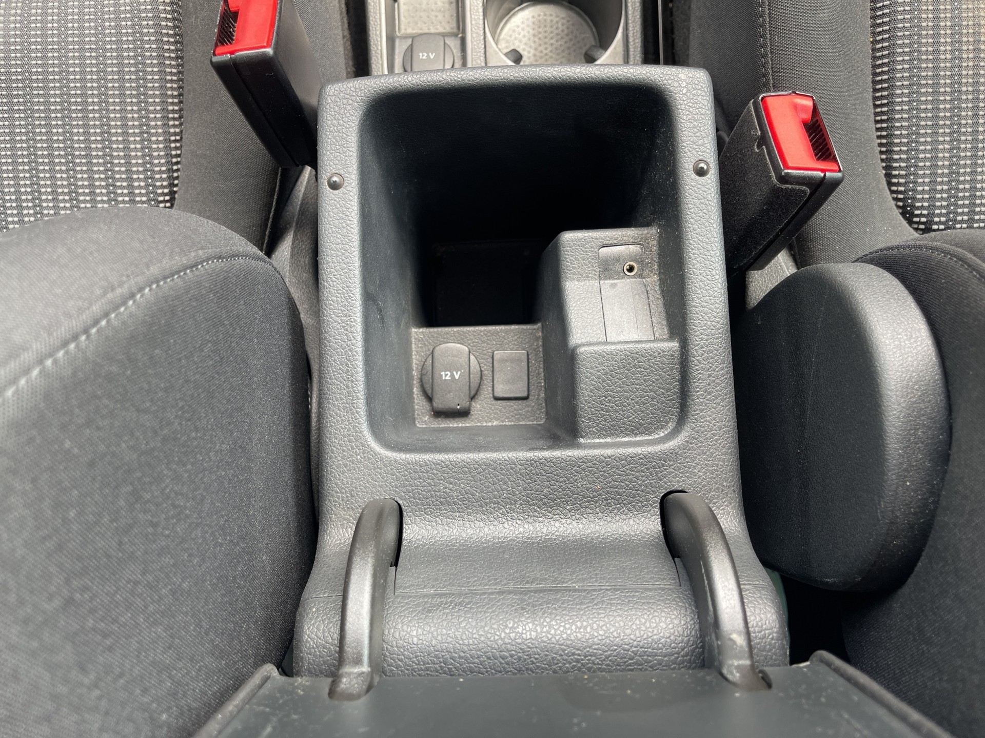 SEAT Alhambra 2.0 TDI 7 Plätzer-image-33