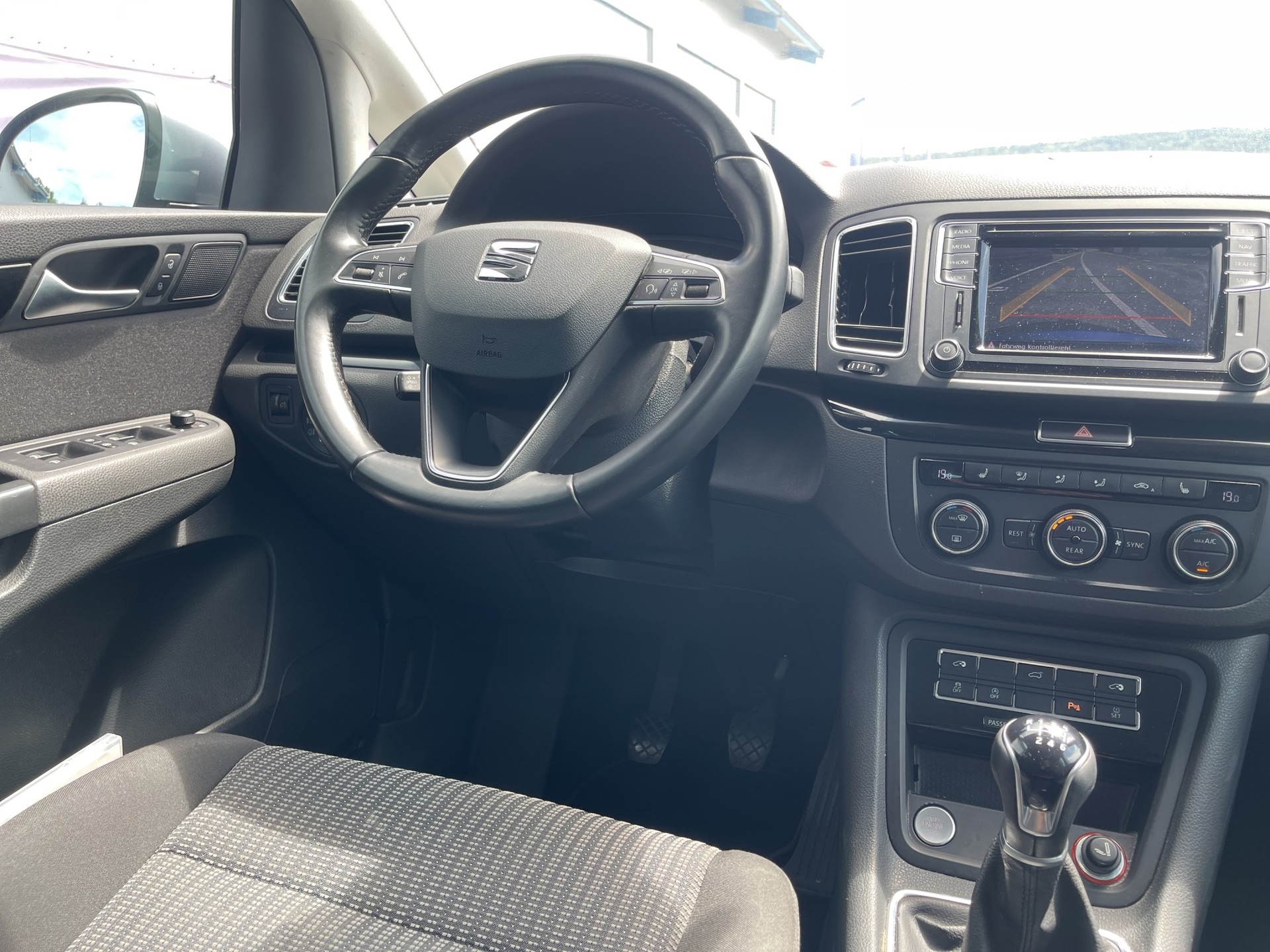 SEAT Alhambra 2.0 TDI 7 Plätzer-image-28