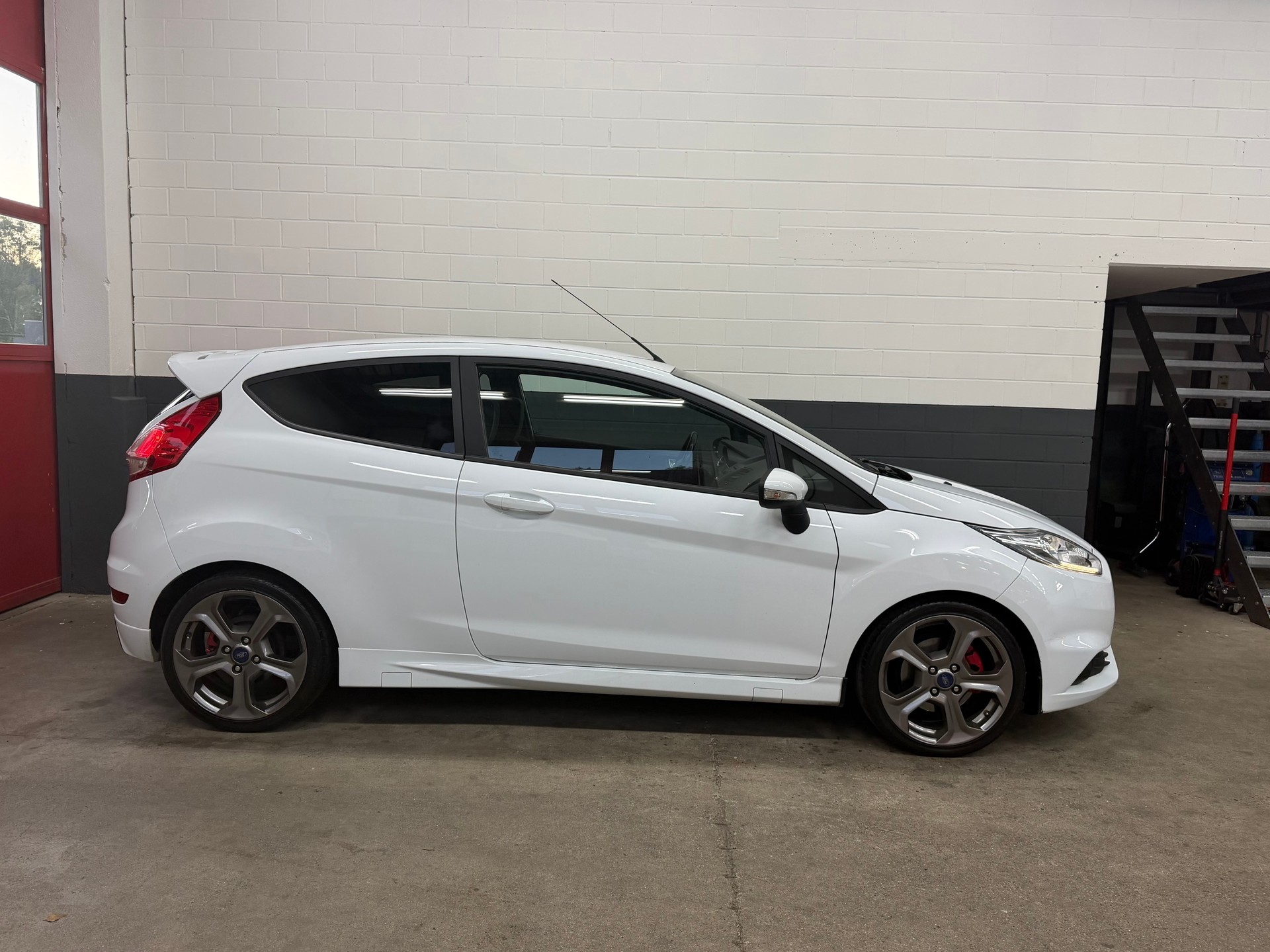 FORD Fiesta 1.6 SCTi ST-1 //NEU AB MFK!-image-2