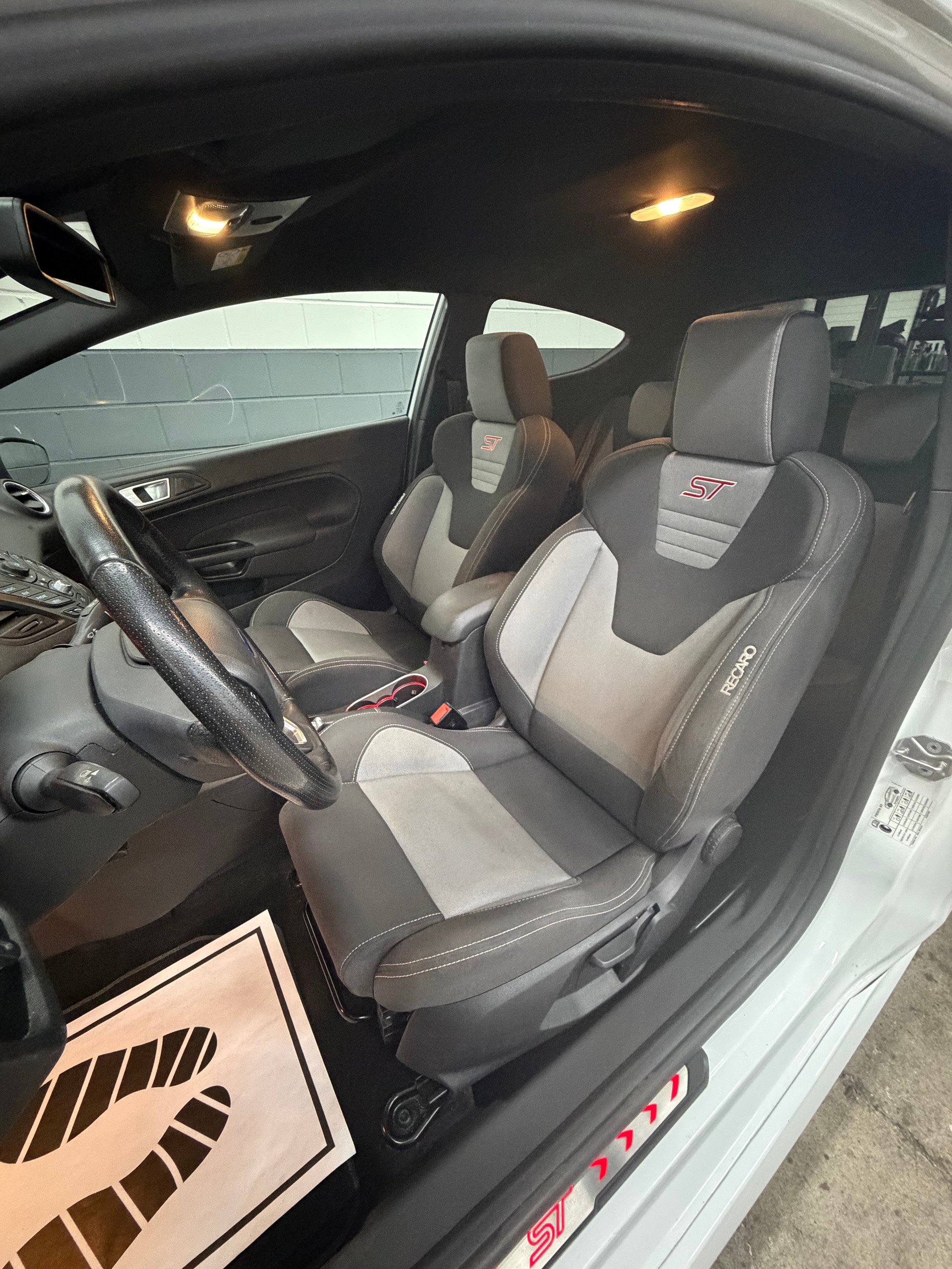 FORD Fiesta 1.6 SCTi ST-1 //NEU AB MFK!-image-14