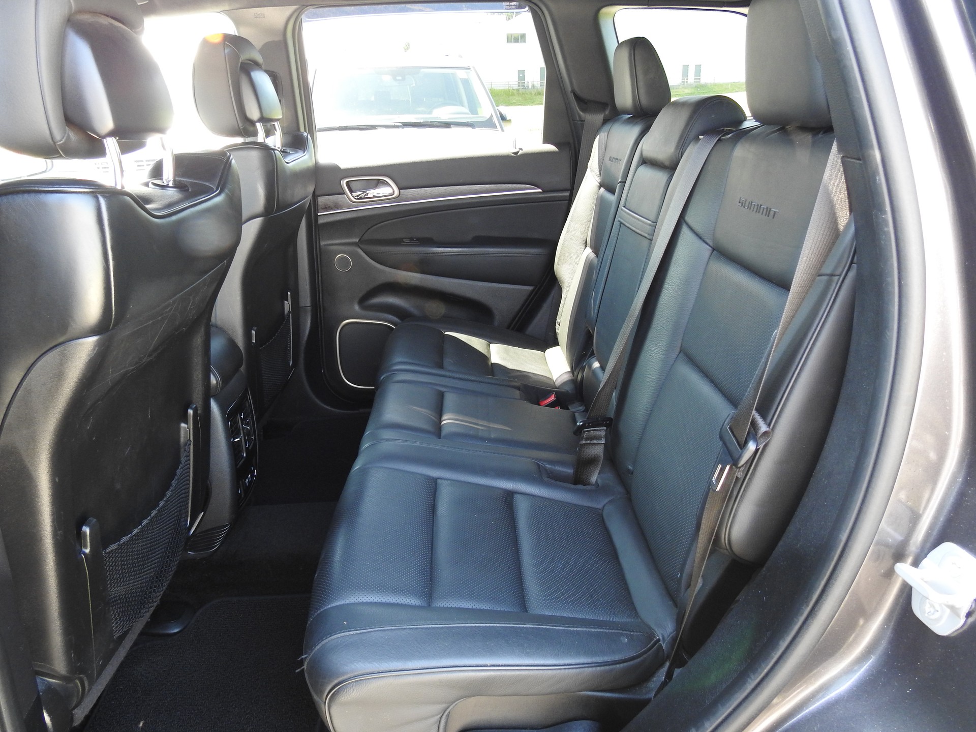 JEEP Grand Cherokee 3.0 CRD Summit Automatic-image-13
