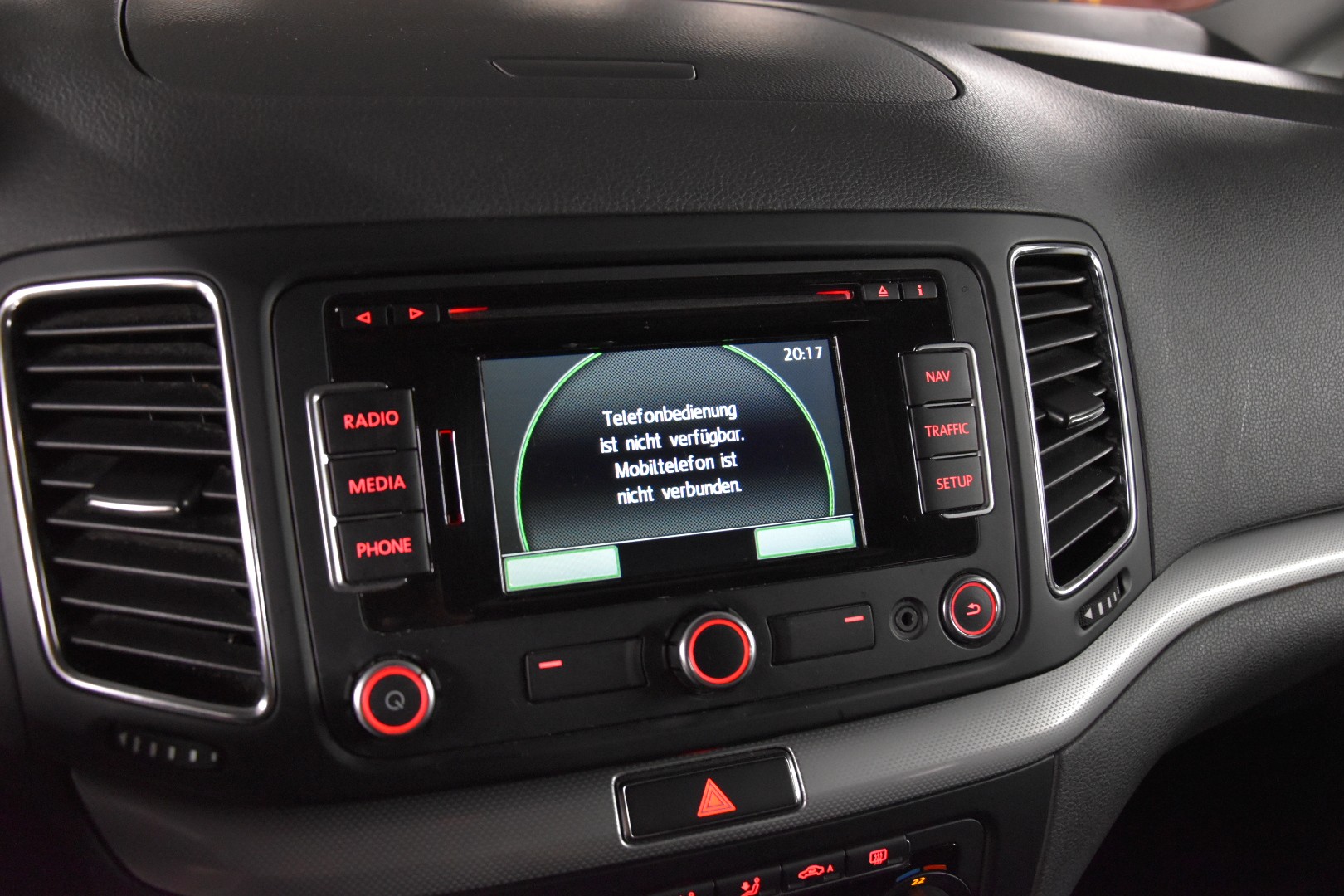 VW Sharan 2.0 TDI BlueMotion Technology Comfortline-image-17