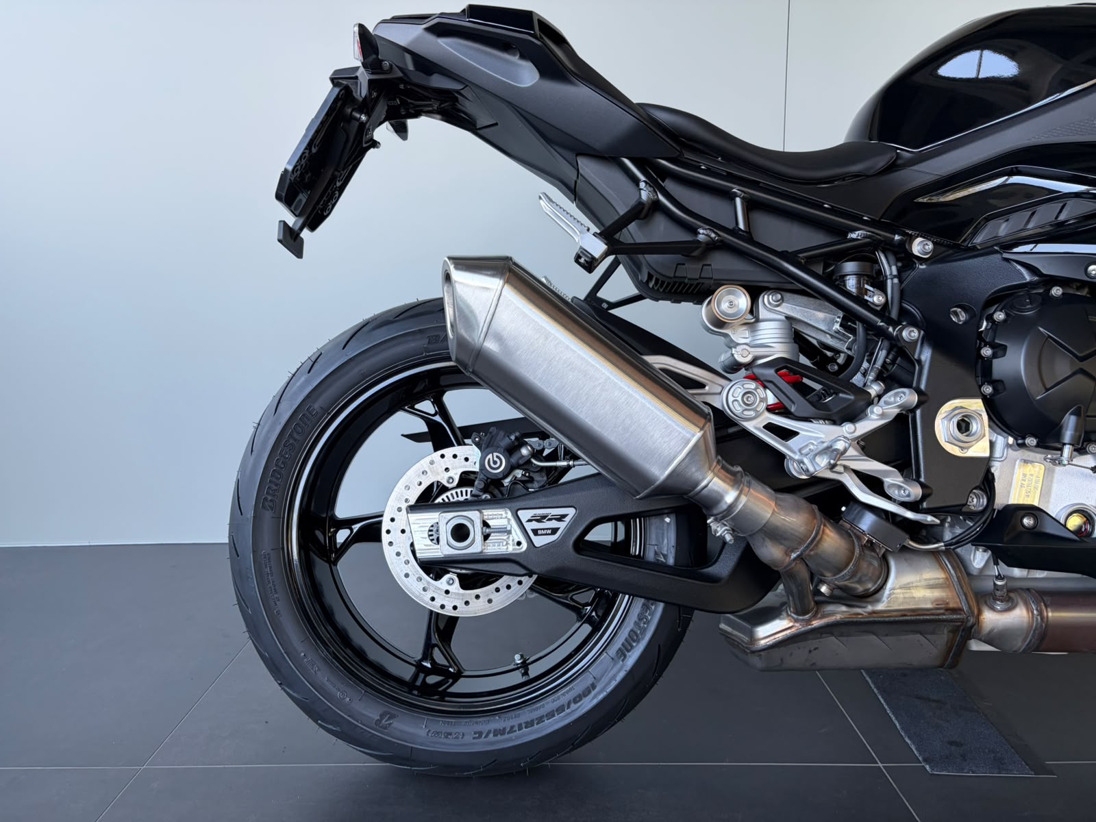 BMW S 1000 RR-image-9
