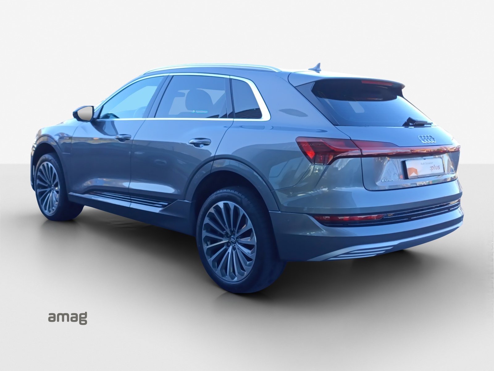 AUDI e-tron 55 Advanced quattro-showroom-element-2
