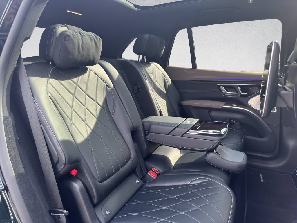 MERCEDES-BENZ EQS 580 SUV Executive Edition AMG Line 4Matic-image-13