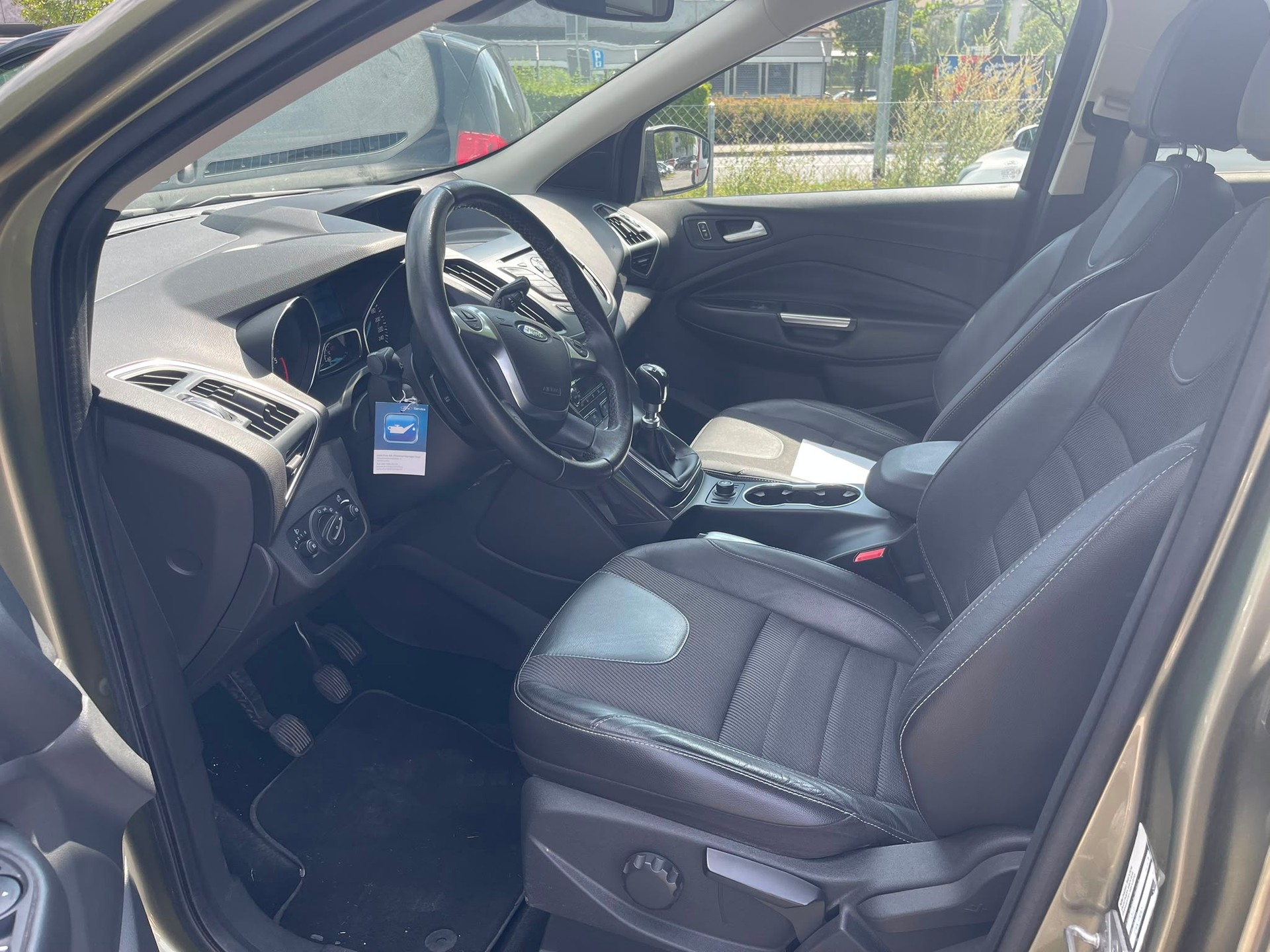 FORD Kuga 2.0 TDCi 4WD-image-5
