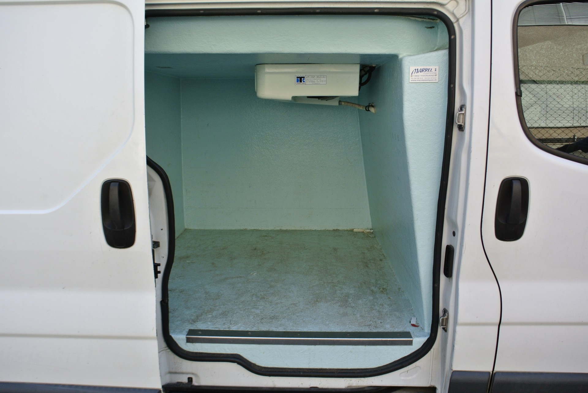 RENAULT Trafic 2.0 dCi 115 2.9t L2H1-image-8