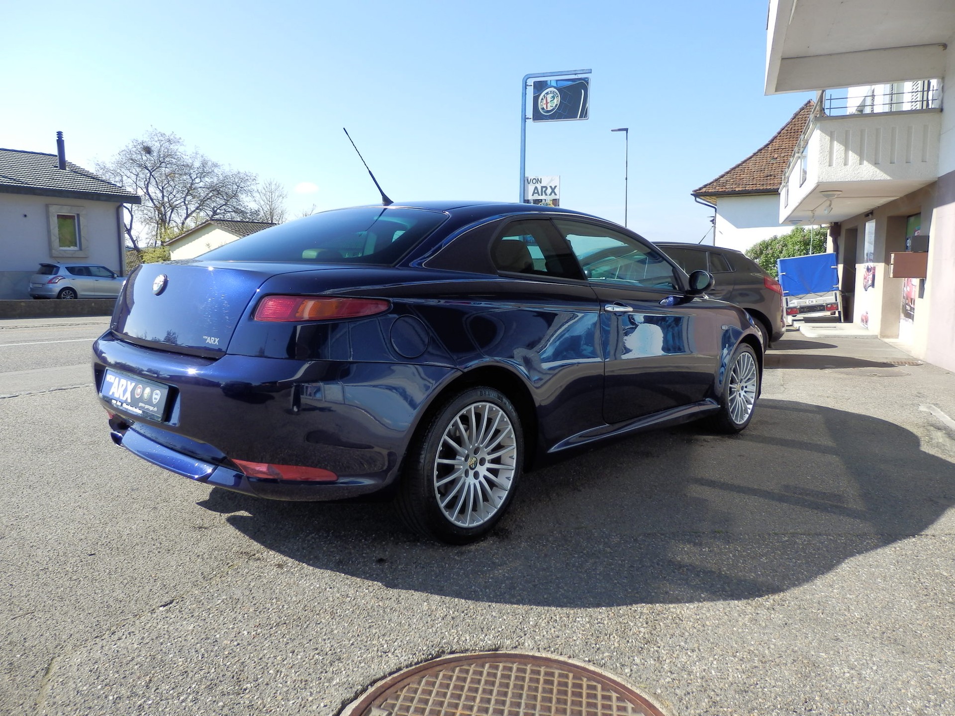 ALFA ROMEO GT 2.0 JTS Distinctive SLSPD-image-4