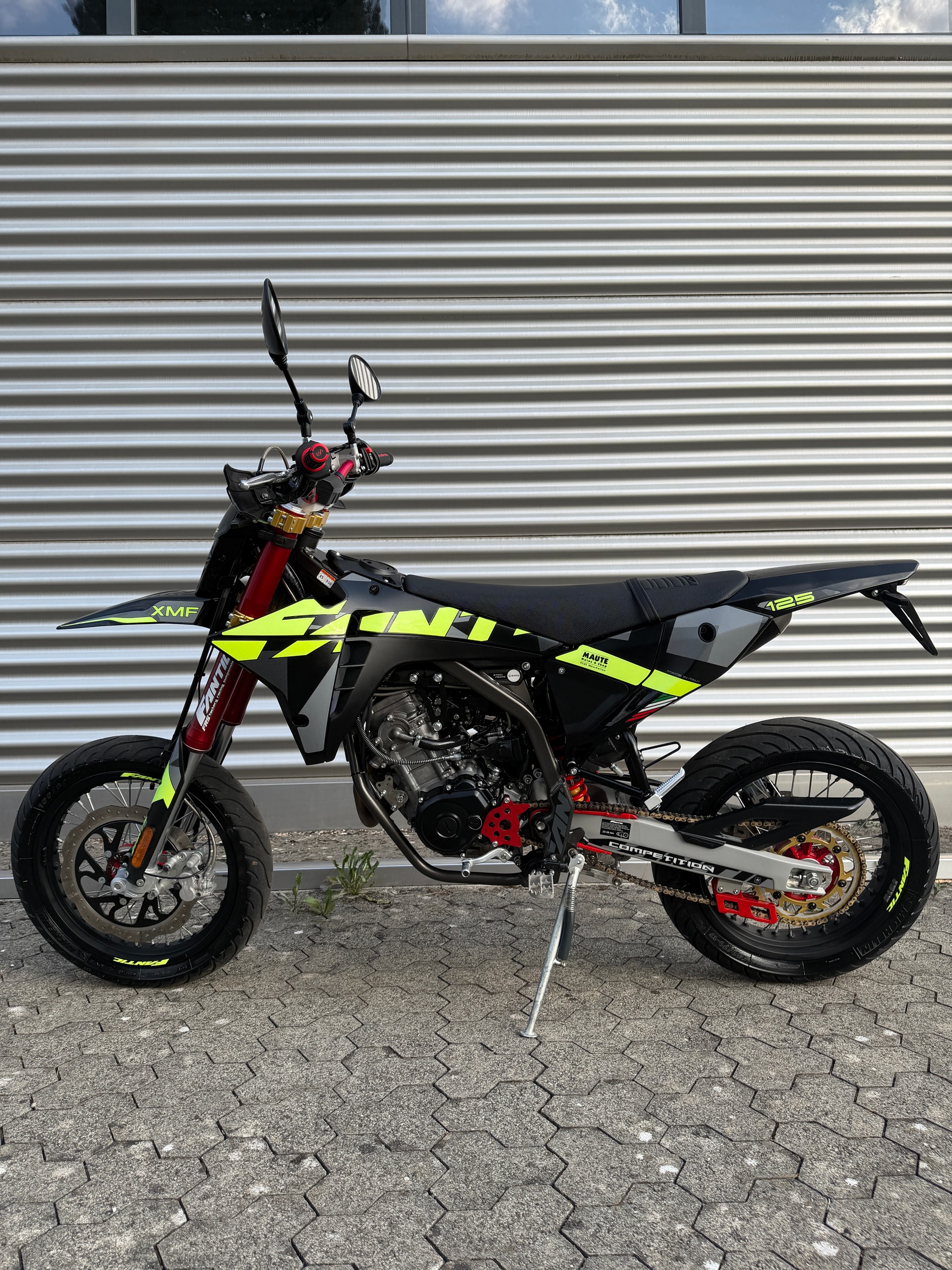 FANTIC XMF 125 Competition-image-2
