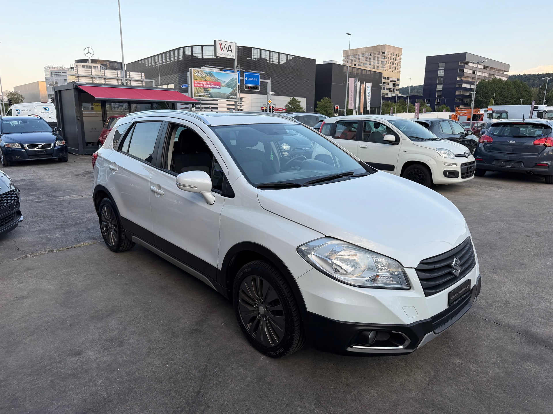 SUZUKI SX4 S-CROSS 4WD-image-12