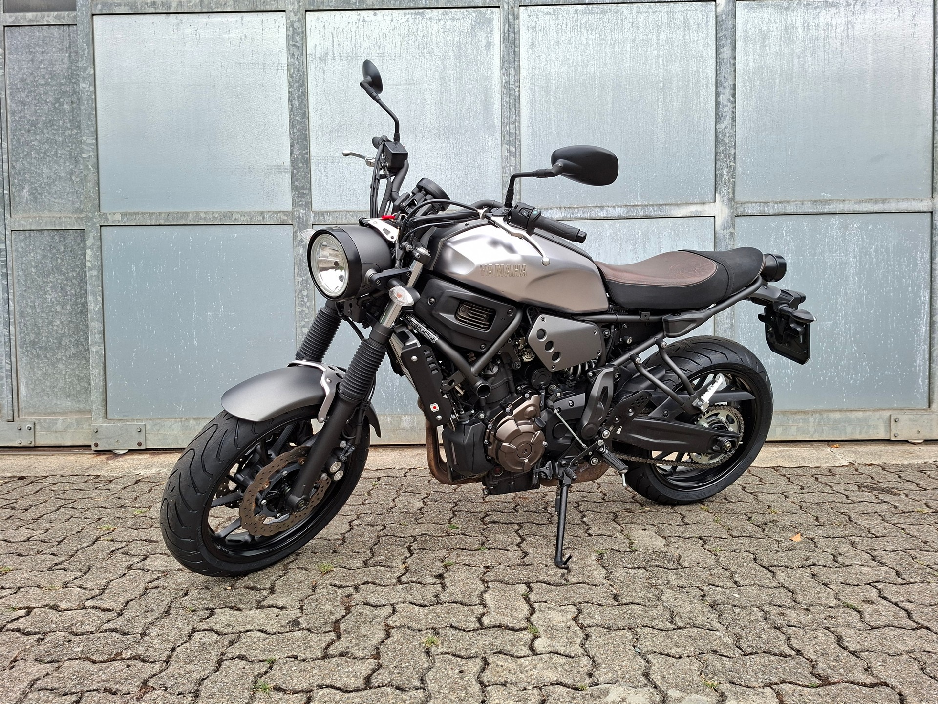 YAMAHA XSR 700-image-1