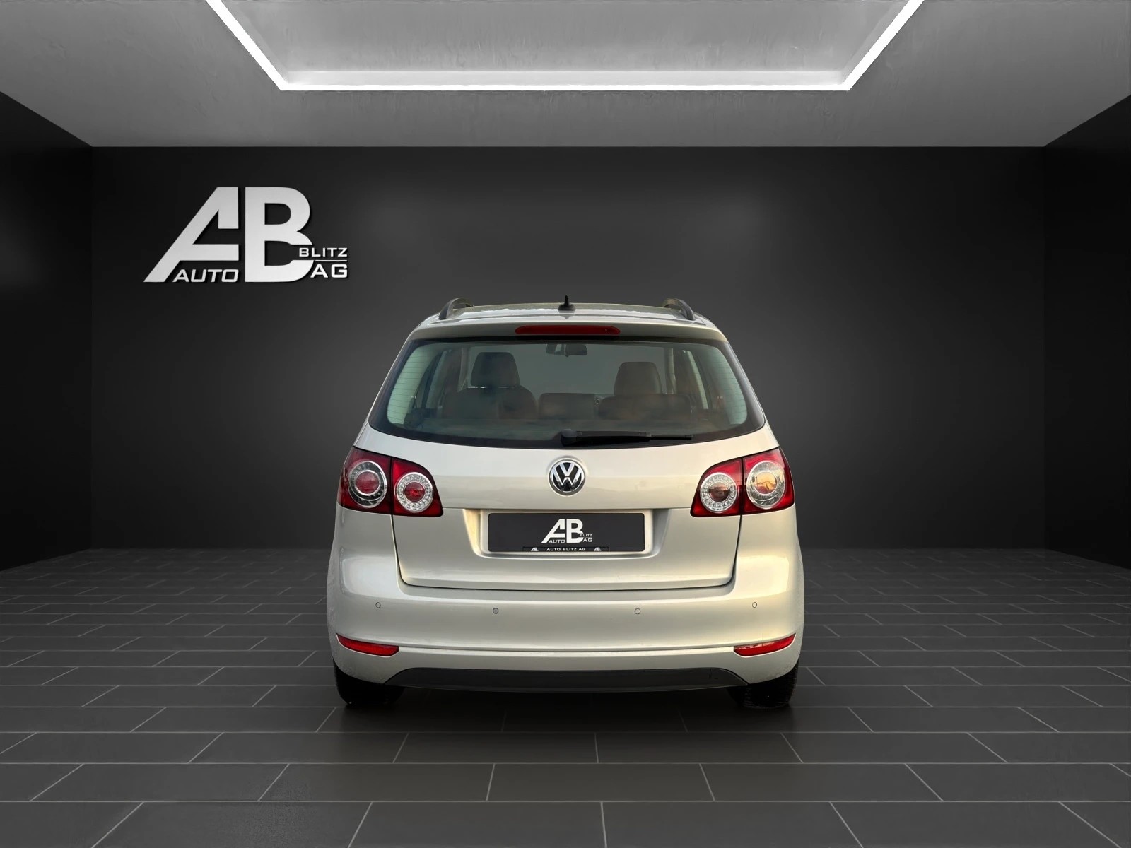 VW Golf Plus 1.2 TSI Trendline DSG-showroom-element-3