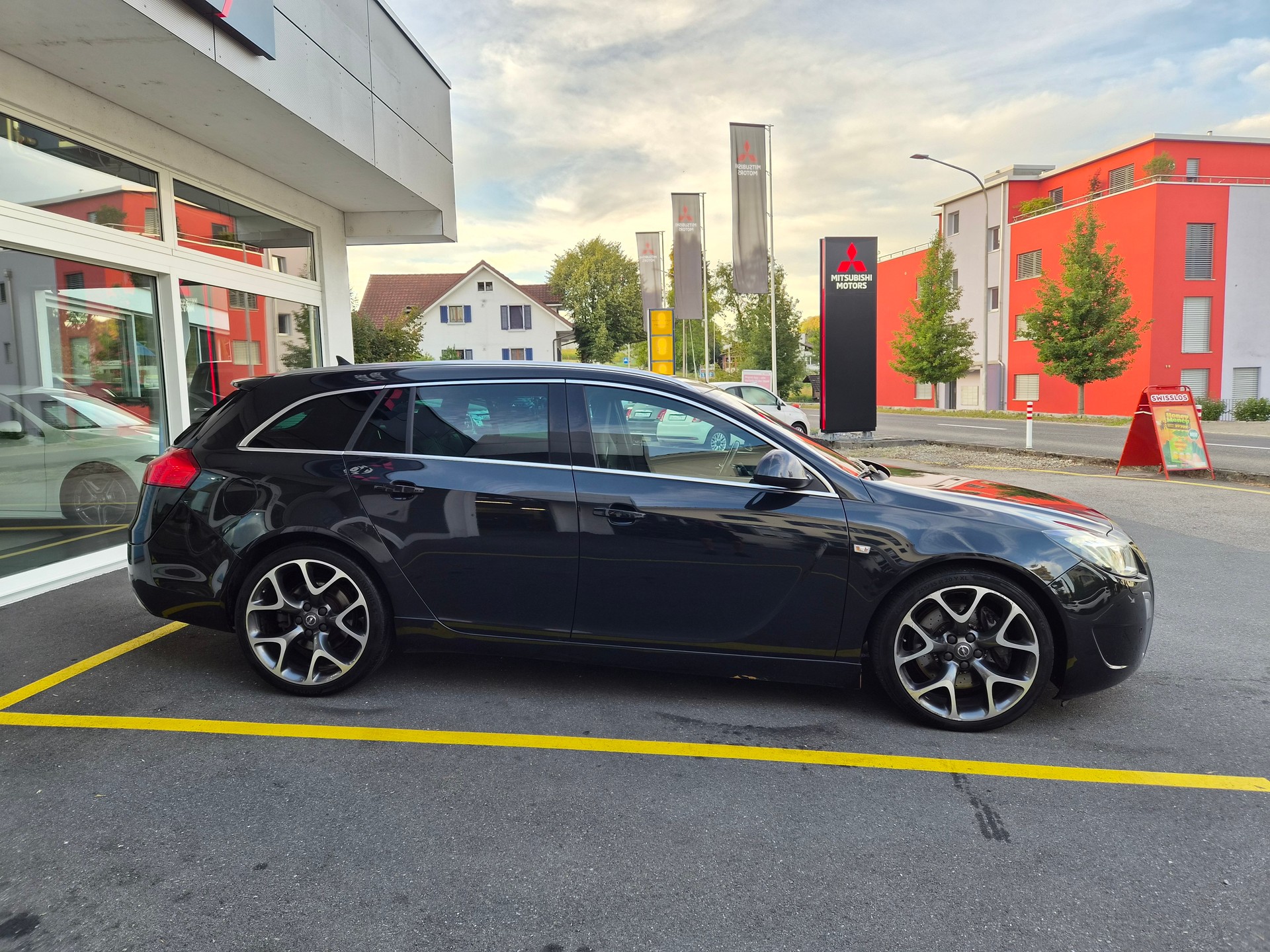 OPEL Insignia Sports Tourer 2.8 Turbo OPC 4WD Automatic-image-4