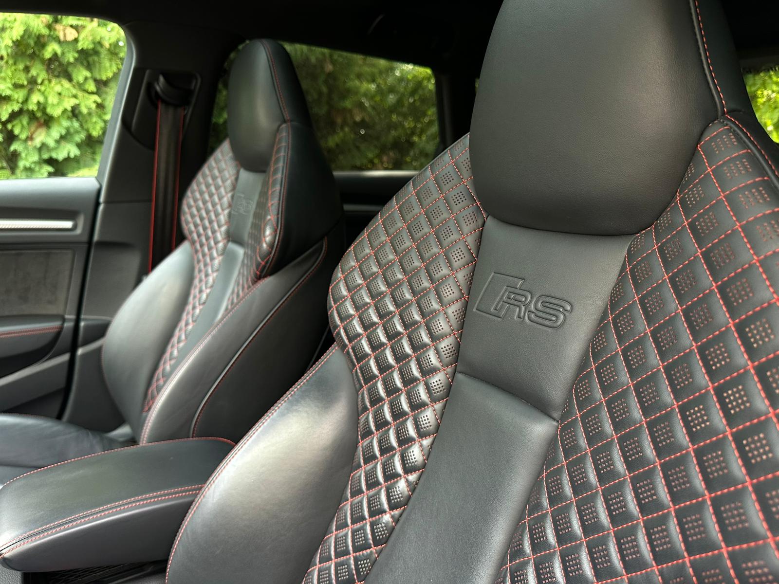 AUDI RS3 Sportback 2.5 TSI quattro S-tronic-image-13