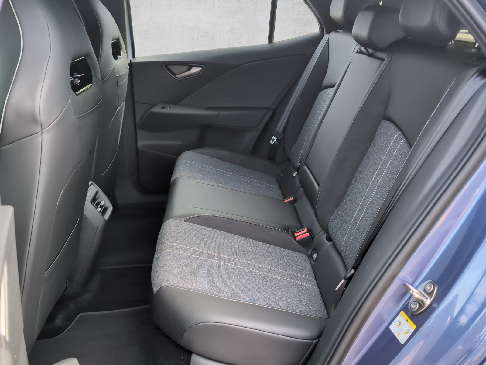 VW ID.3 Neo Style-image-11
