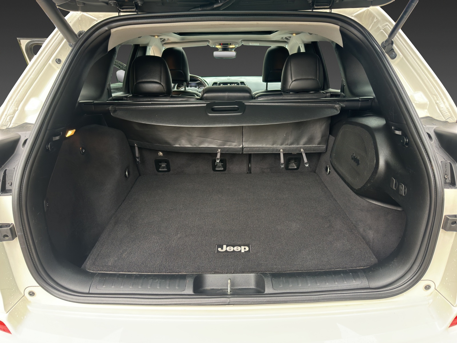 JEEP Cherokee 2.2MJ Overland AWD Drive II 9ATX-image-19