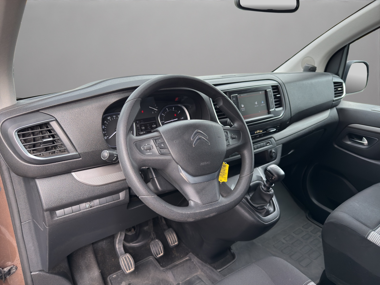 CITROEN Spacetourer 1.6 BlueHDi Feel M-image-9