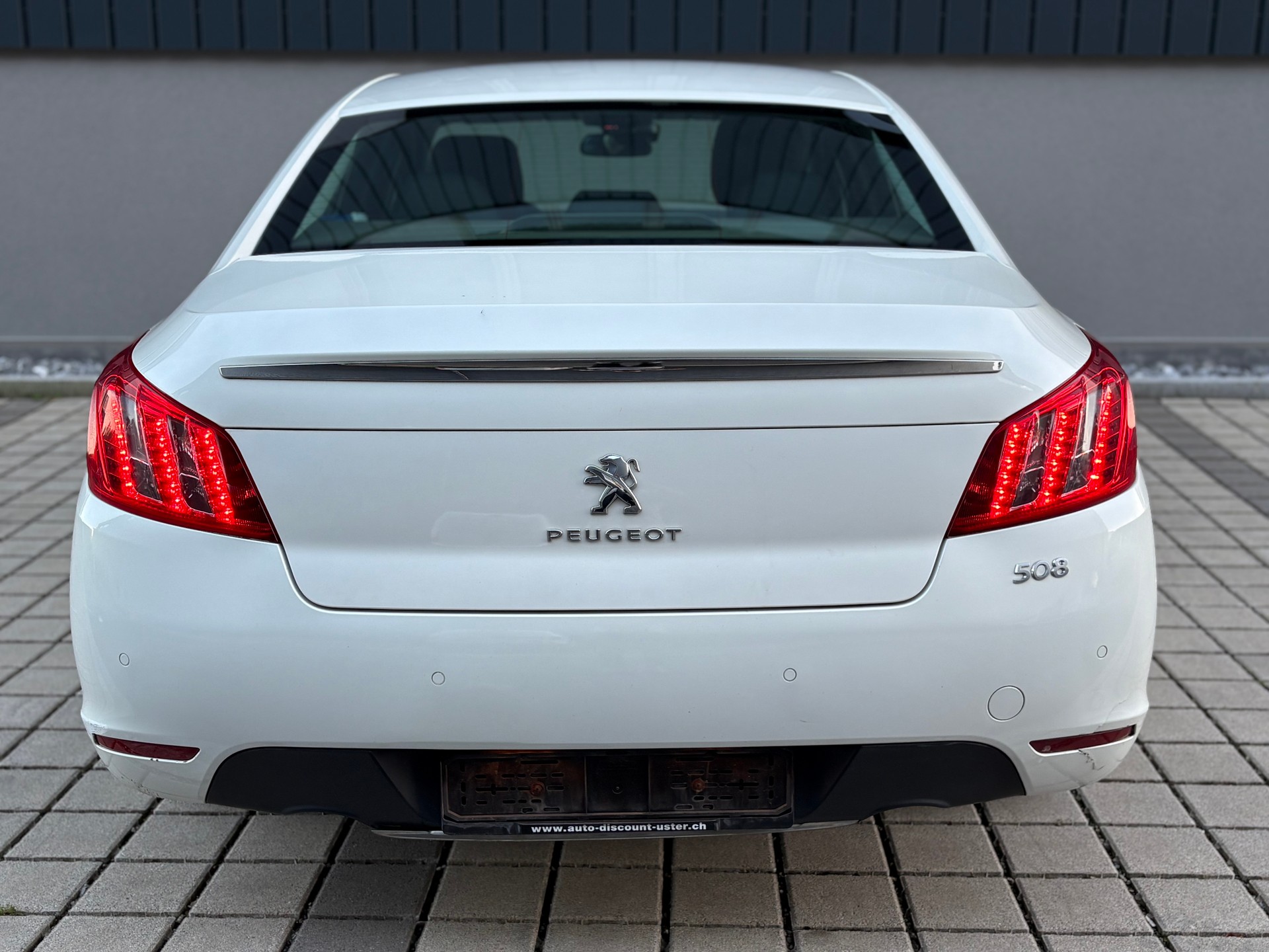 PEUGEOT 508 2.0 HDI Hybrid4 Allure EGS6-image-7