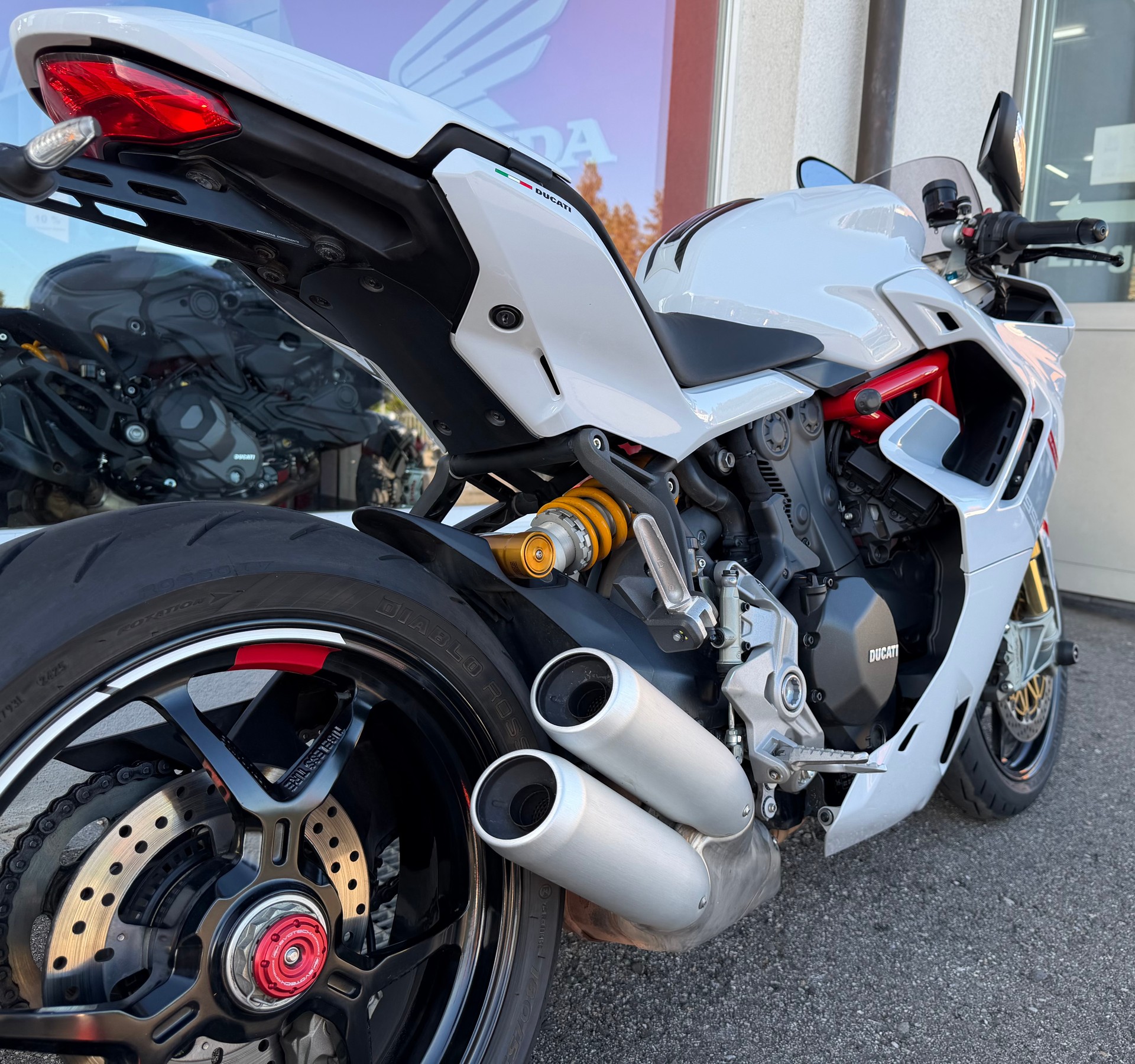 DUCATI 950 Supersport S-image-7