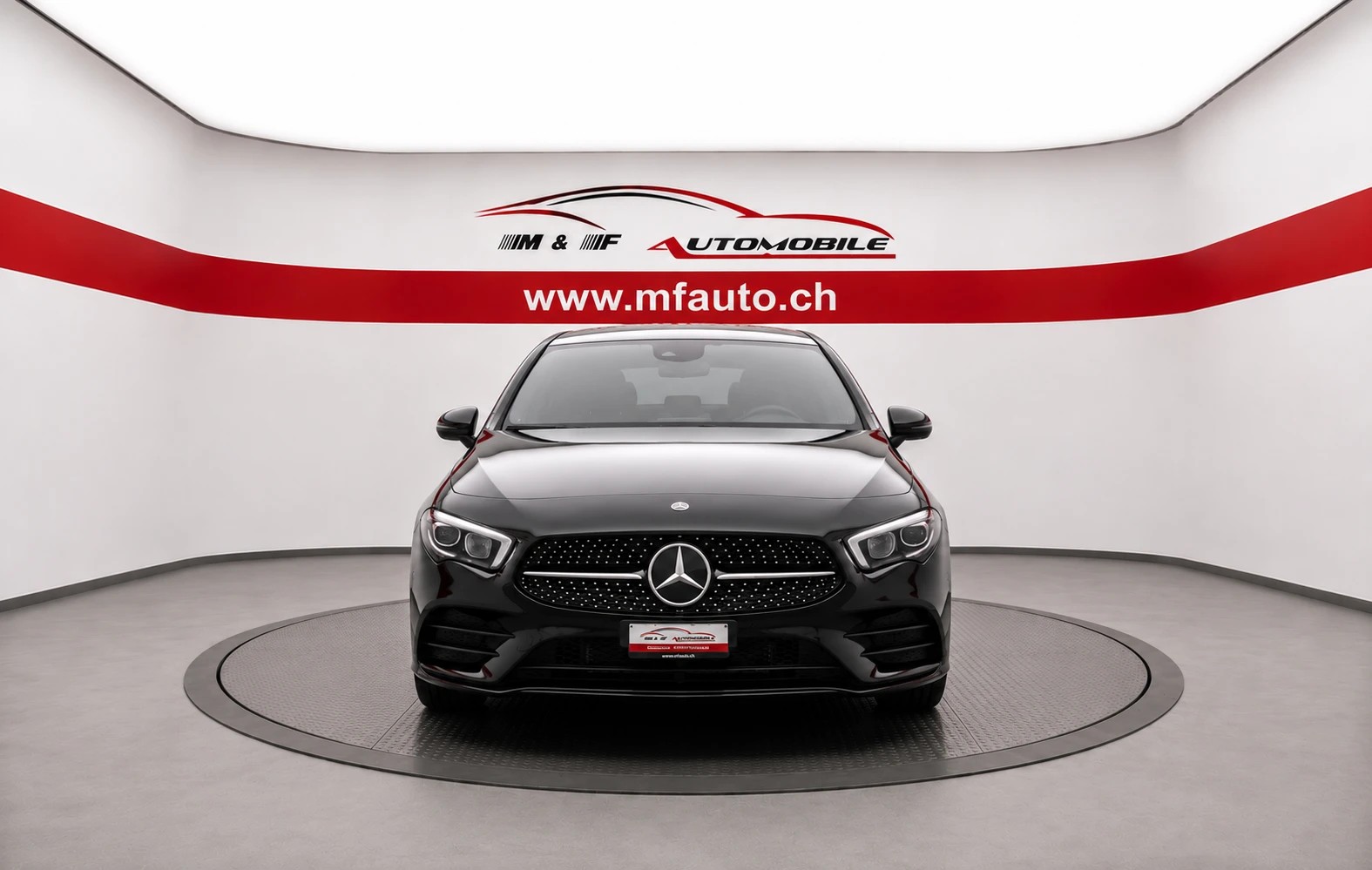 MERCEDES-BENZ A 200 AMG Line * CH FARZEUG *-showroom-element-1