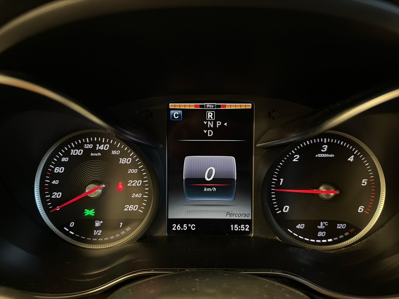 MERCEDES-BENZ C 220 BlueTEC AMG Line 7G-Tronic-image-11
