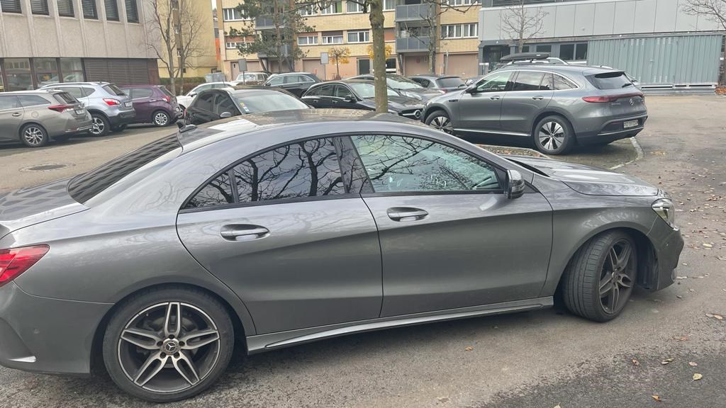 MERCEDES-BENZ CLA 220 Coupé-image-3