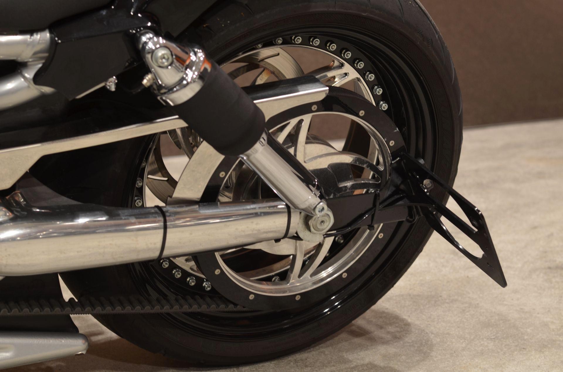 HARLEY-DAVIDSON VRSCAW 1130 V-Rod-image-6