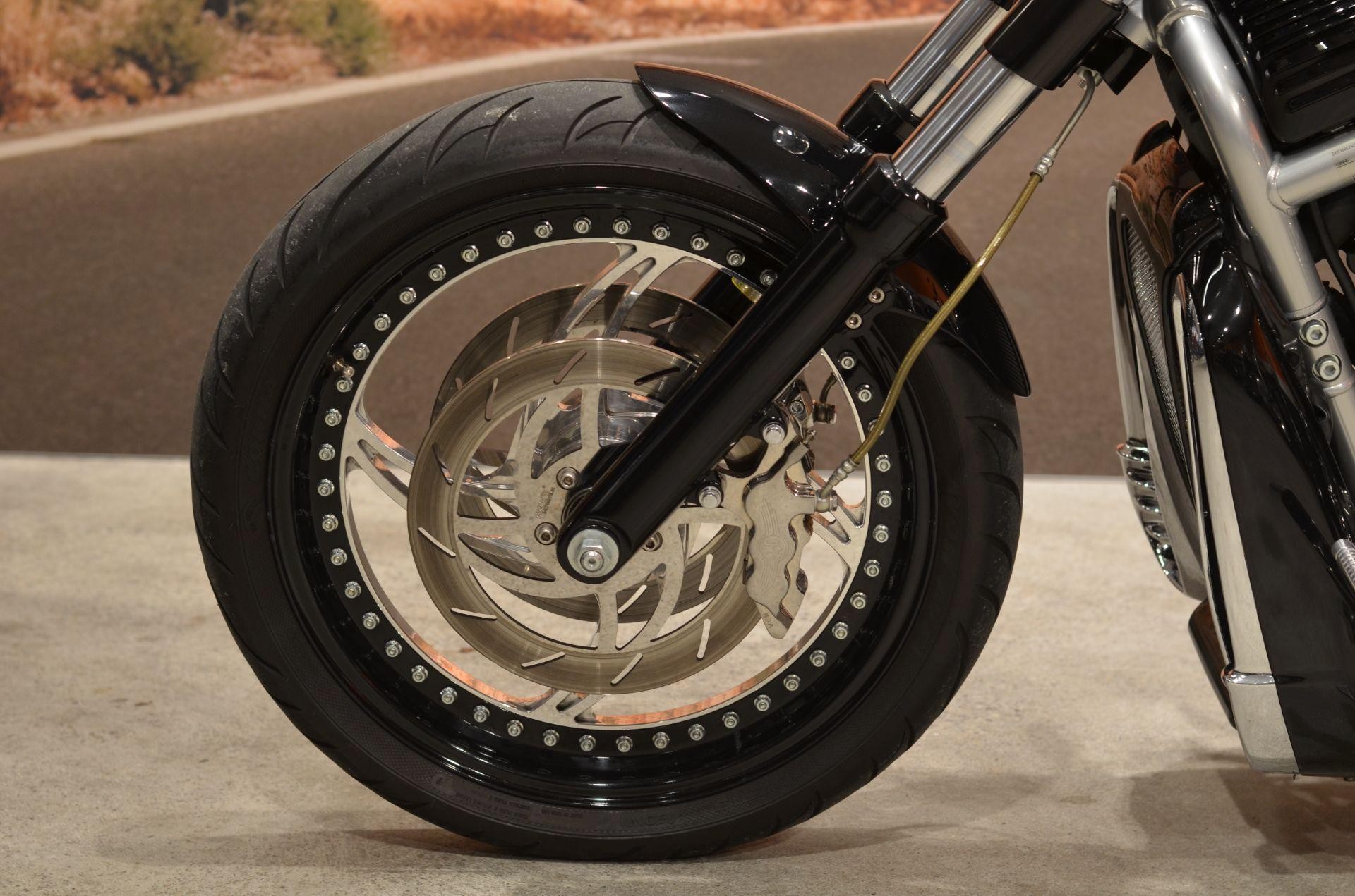 HARLEY-DAVIDSON VRSCAW 1130 V-Rod-image-5
