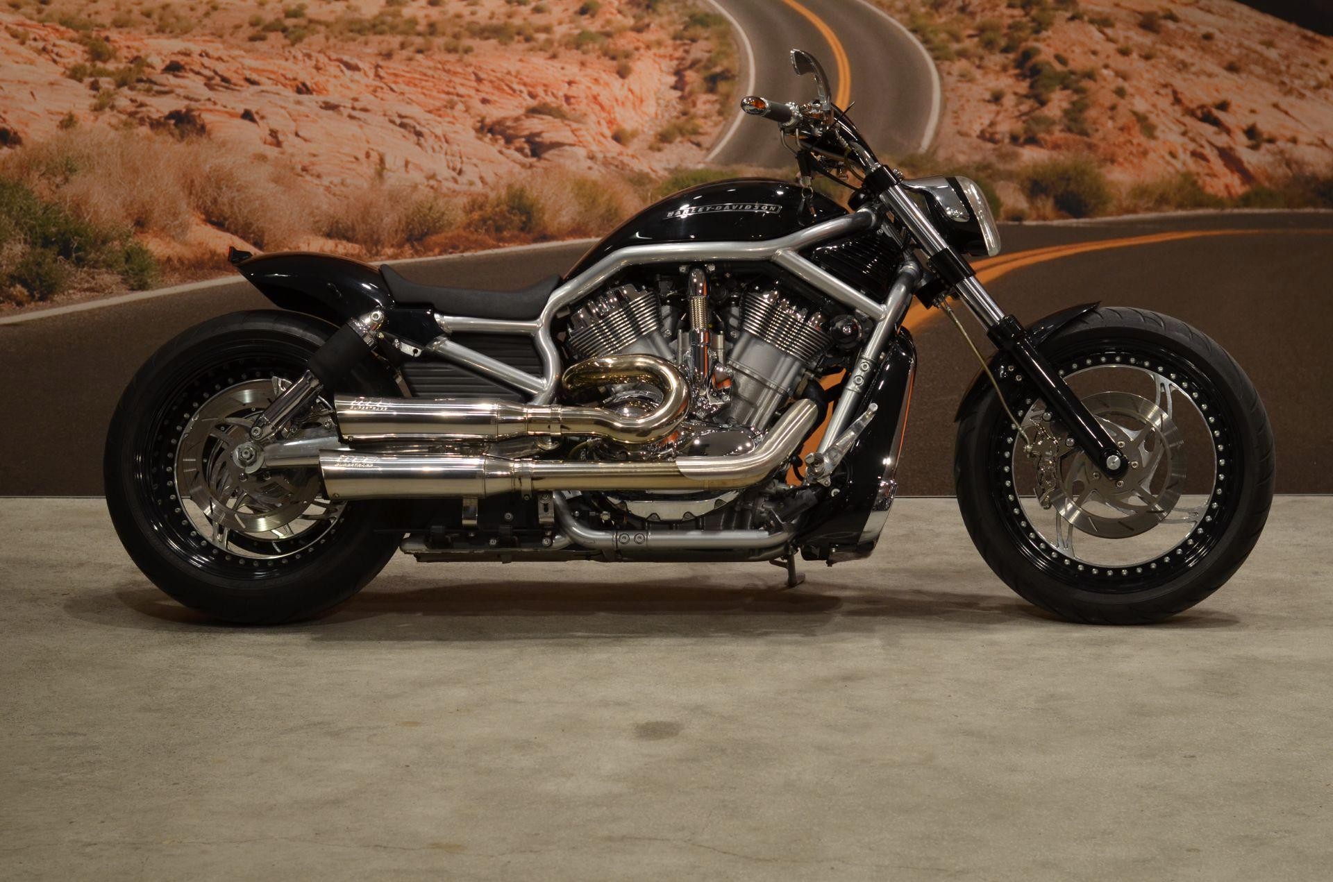 HARLEY-DAVIDSON VRSCAW 1130 V-Rod-image-0