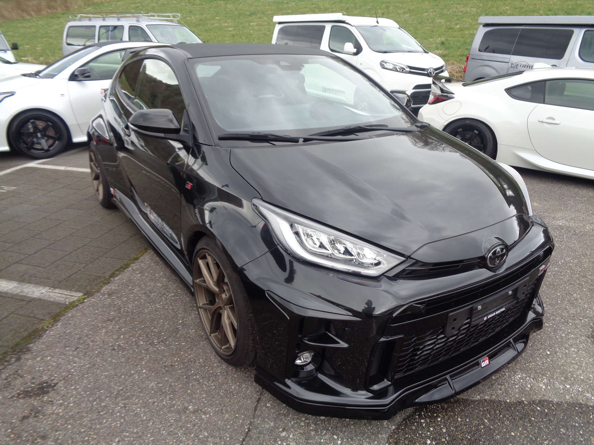 TOYOTA Yaris 1.6 GR Sport-image-6