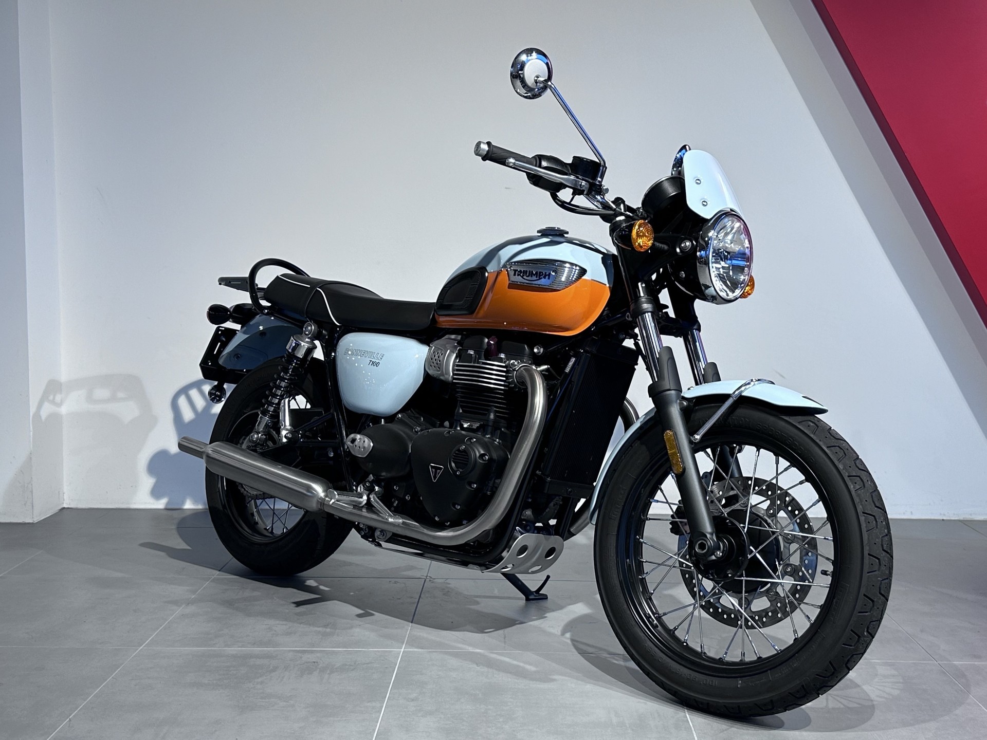 TRIUMPH Bonneville 900 T 100-image-0